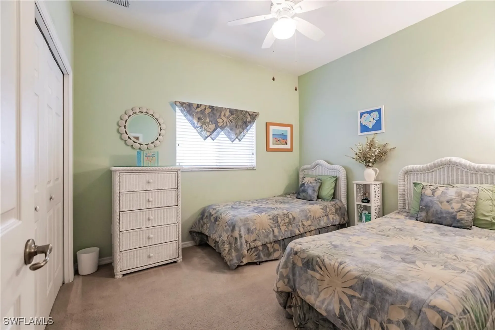 Property Slideshow image 12 of 38 | 8236 woodridge pointe dr, Fort Myers, FL, 33912