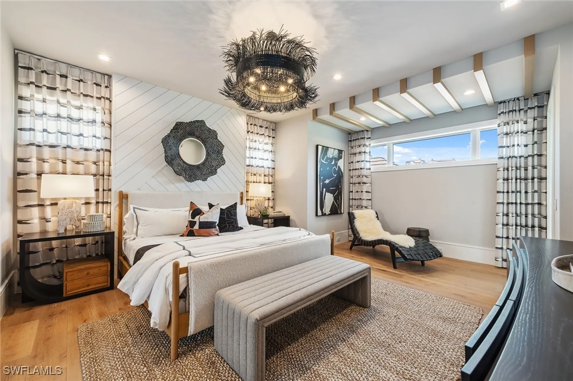 Property Slideshow image 25 of 49 | 355 colony dr, Naples, FL, 34108