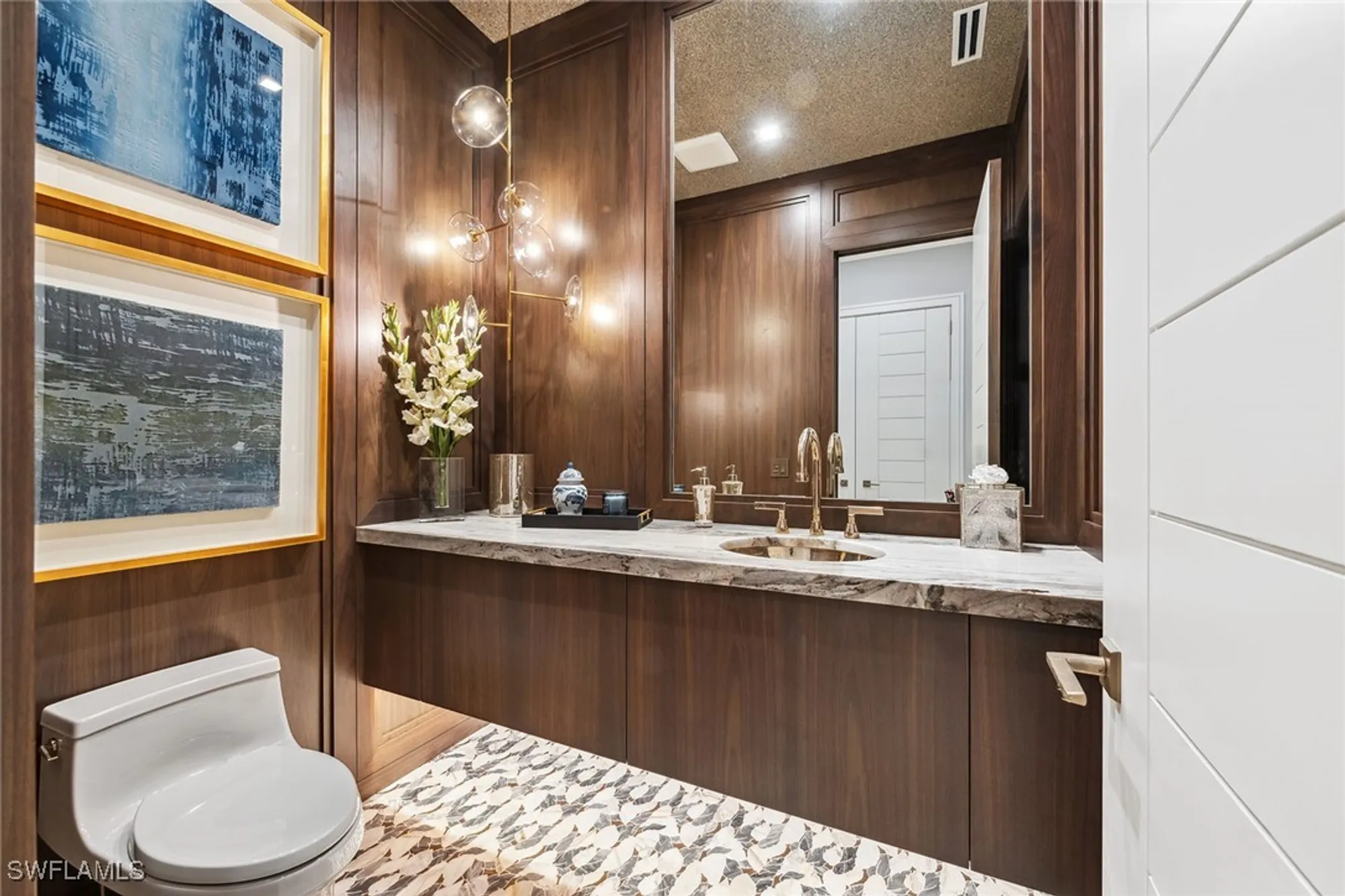 Property Slideshow image 30 of 49 | 355 colony dr, Naples, FL, 34108