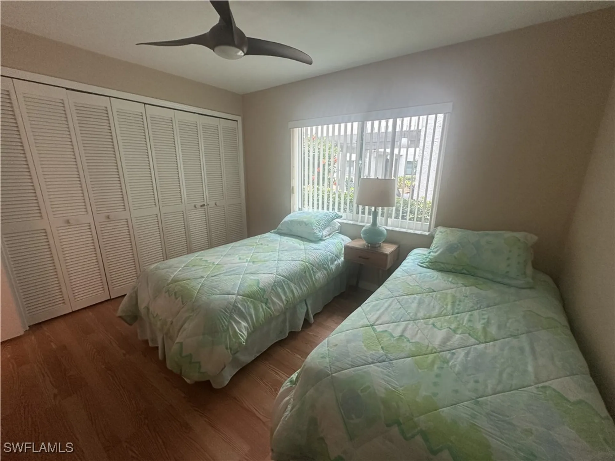 Property Slideshow image 10 of 15 | 11610 caravel cir 102, Fort Myers, FL, 33908