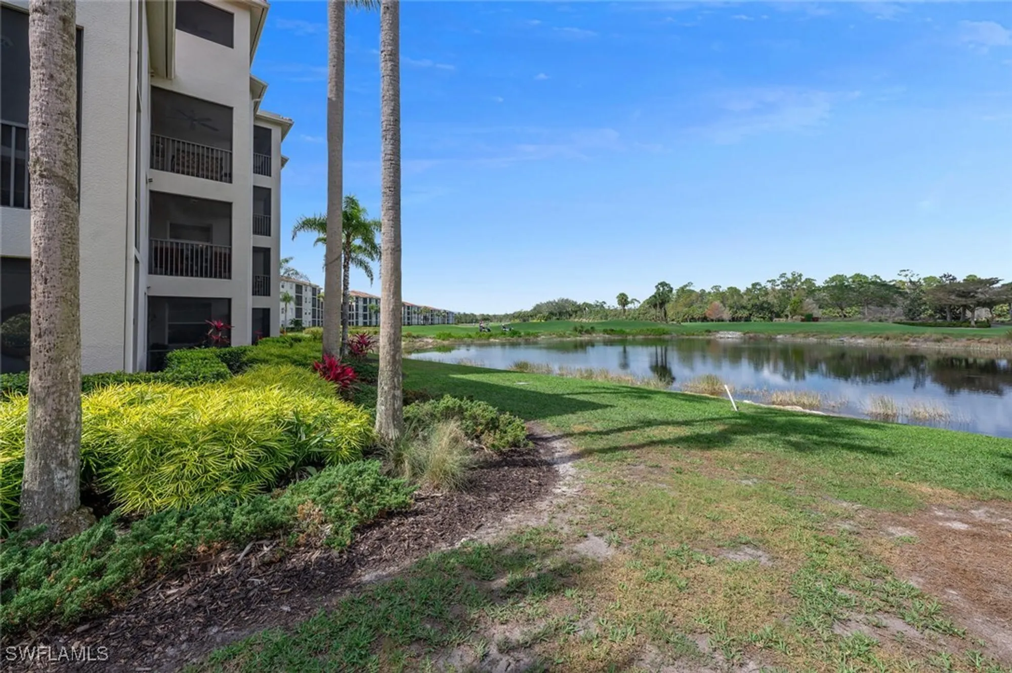 Property Slideshow image 15 of 25 | 10353 heritage bay blvd unit 2218, Naples, FL, 34120