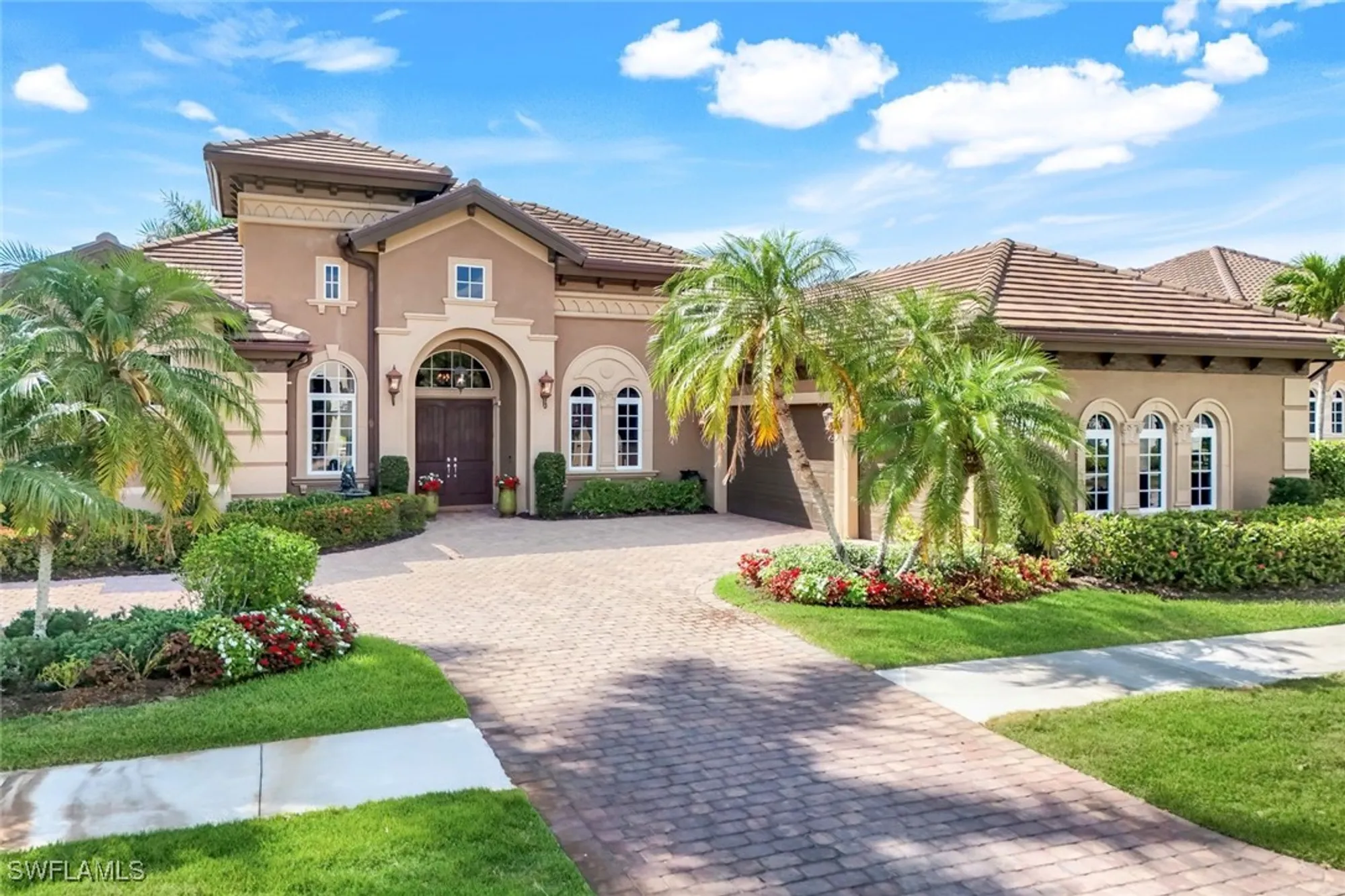 Property Slideshow image 2 of 24 | 8993 crooked stick ct, Naples, FL, 34113