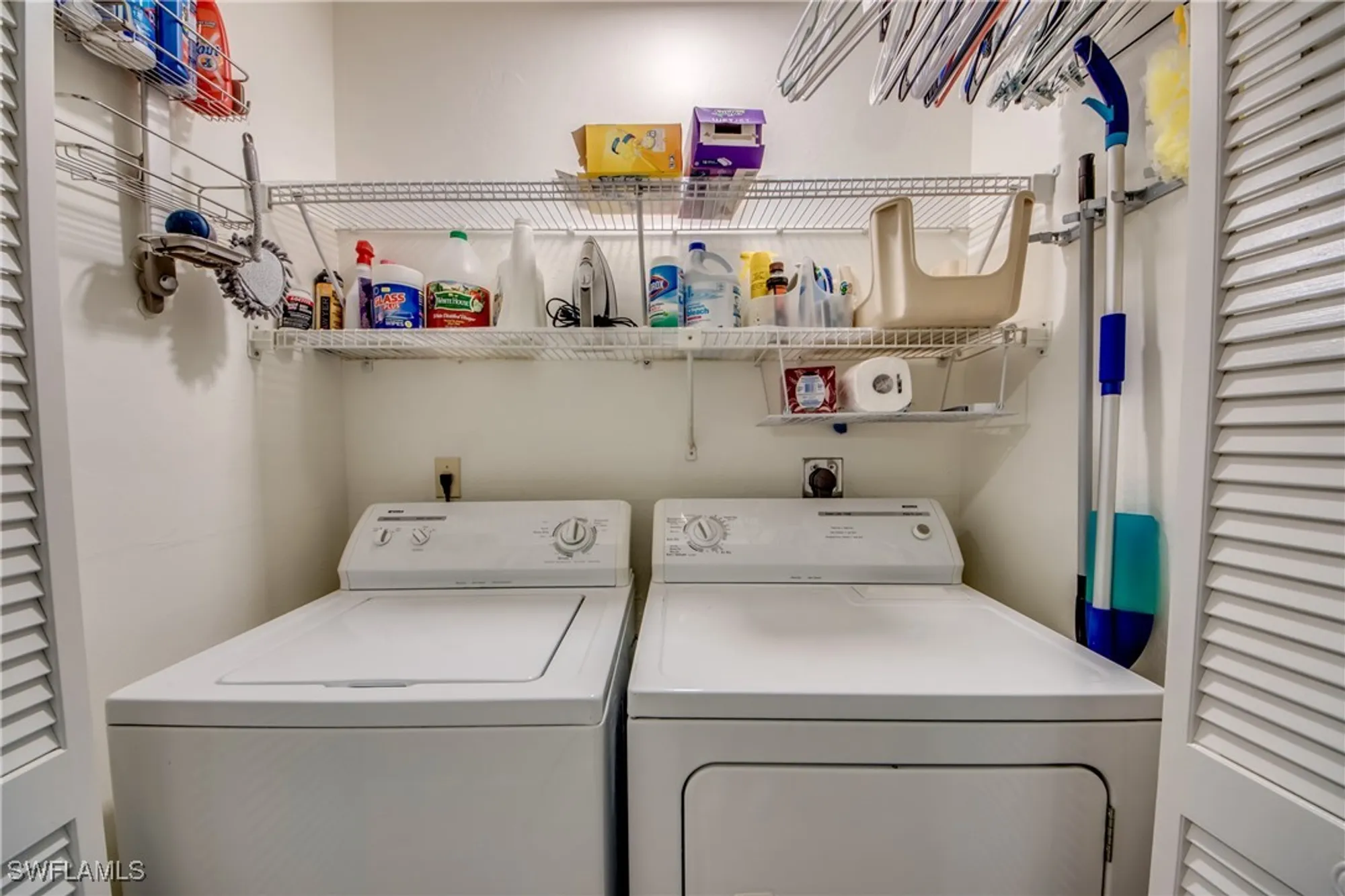 Property Slideshow image 14 of 21 | 11250 caravel cir apt 101, Fort Myers, FL, 33908