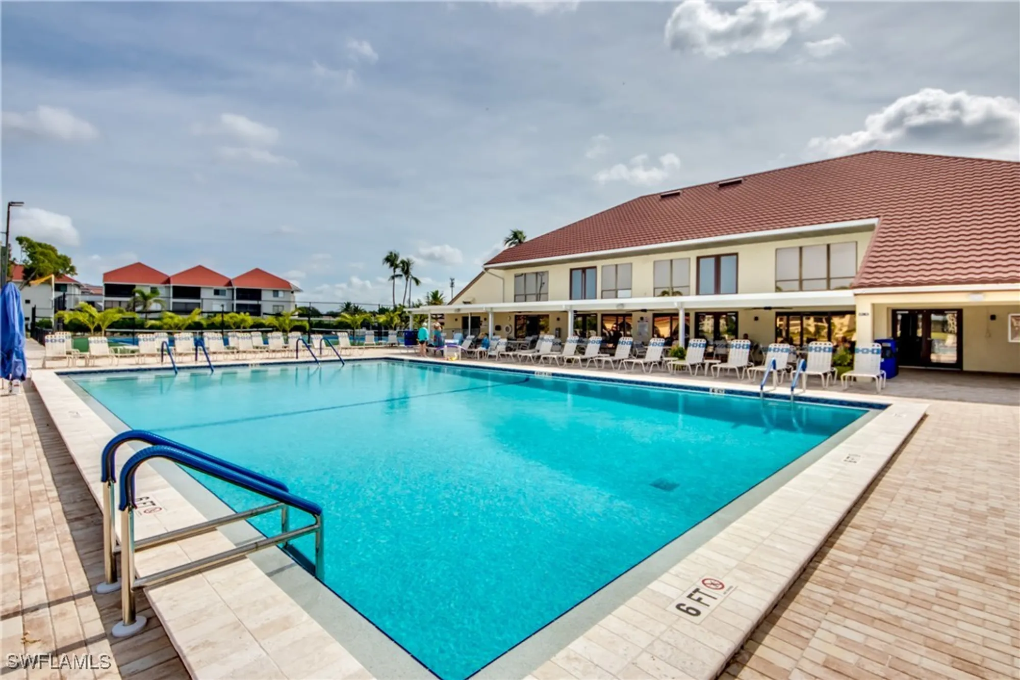 Property Slideshow image 17 of 21 | 11250 caravel cir apt 101, Fort Myers, FL, 33908