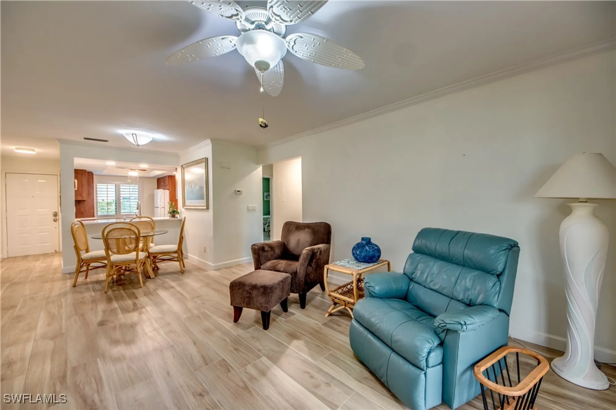 Property Slideshow image 7 of 21 | 11250 caravel cir apt 101, Fort Myers, FL, 33908
