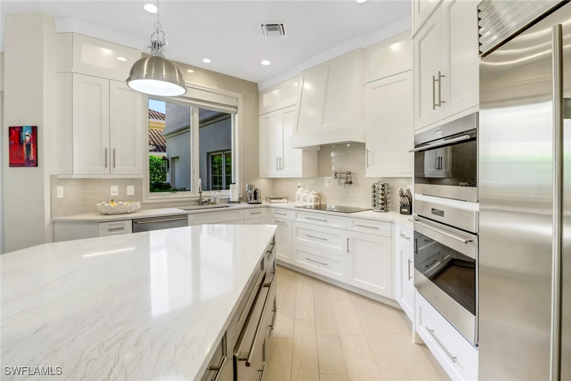 Property Slideshow image 11 of 46 | 355 sedgwick ct, Naples, FL, 34108