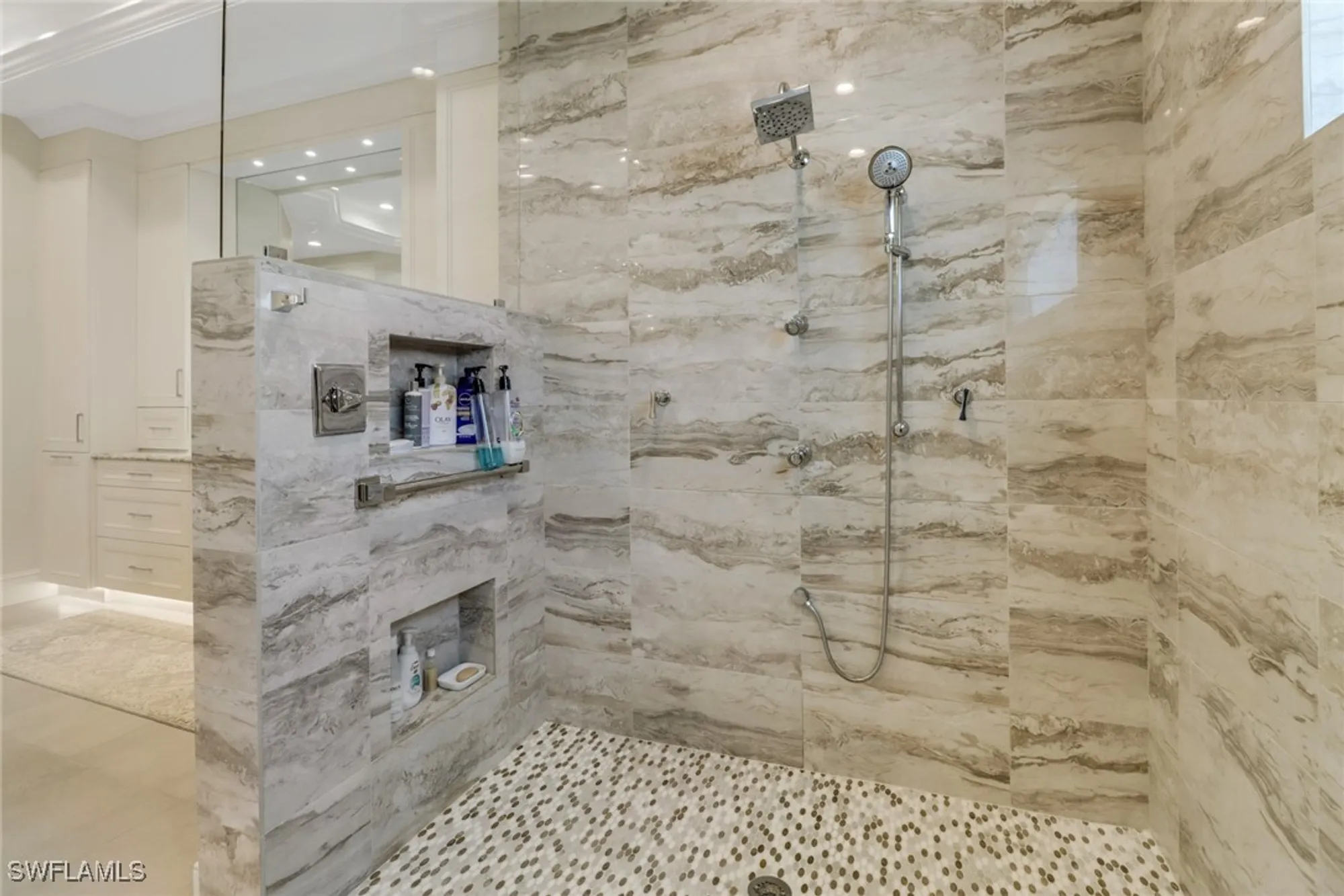 Property Slideshow image 23 of 46 | 355 sedgwick ct, Naples, FL, 34108