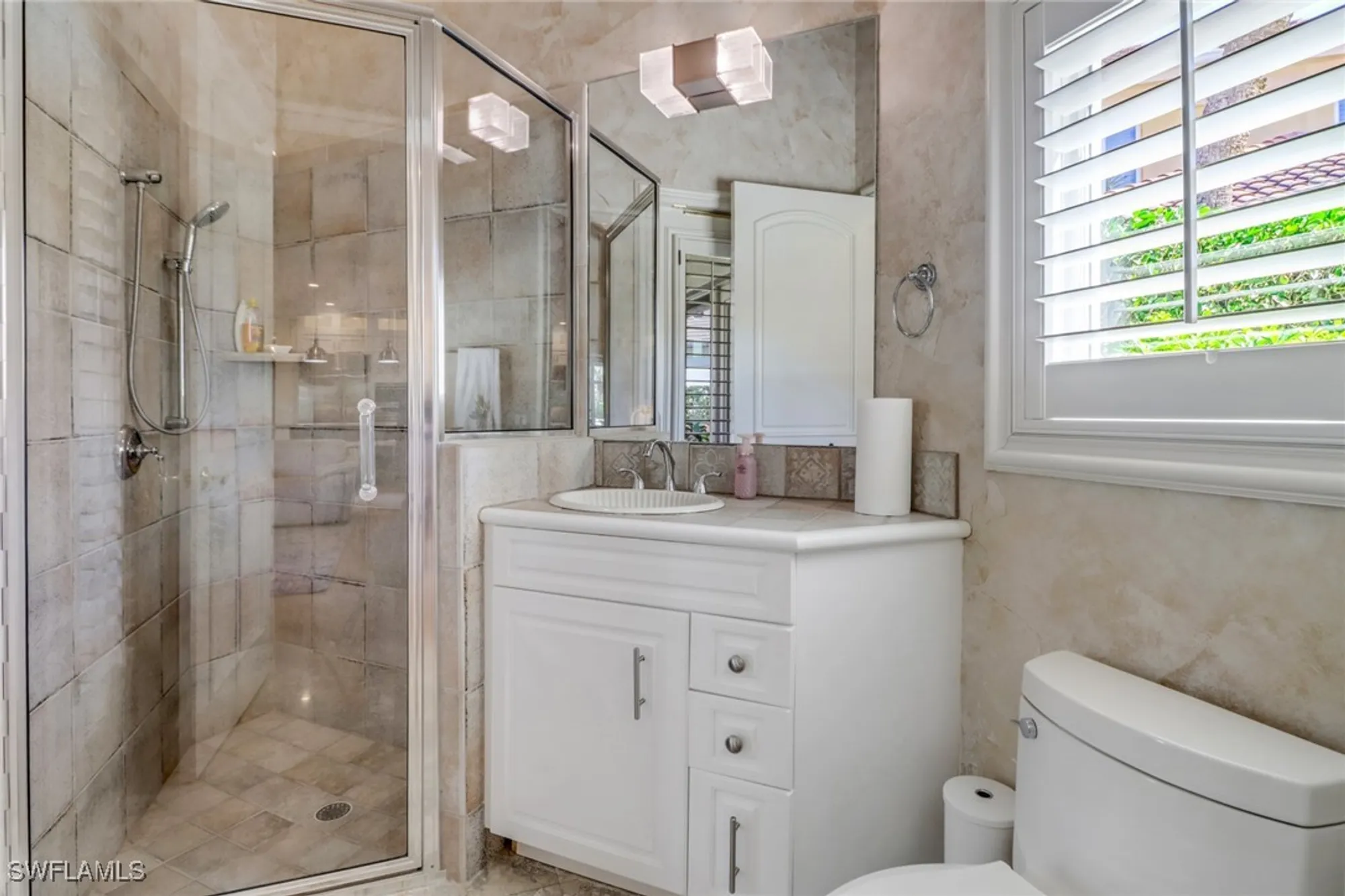 Property Slideshow image 30 of 46 | 355 sedgwick ct, Naples, FL, 34108