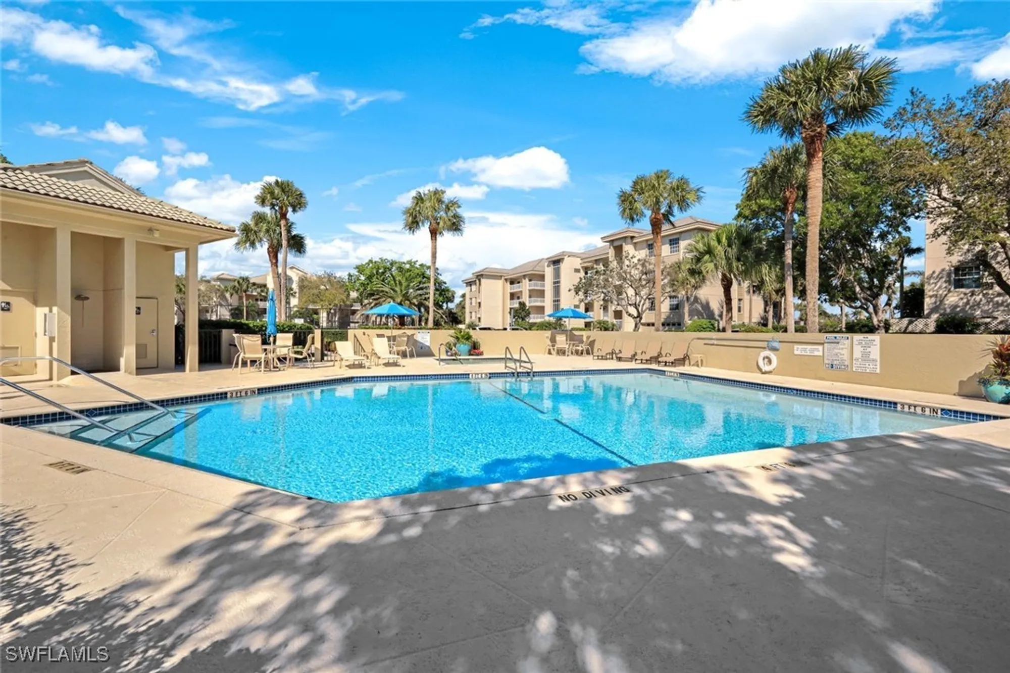 Property Slideshow image 35 of 46 | 4121 bayhead dr 101, Bonita Springs, FL, 34134