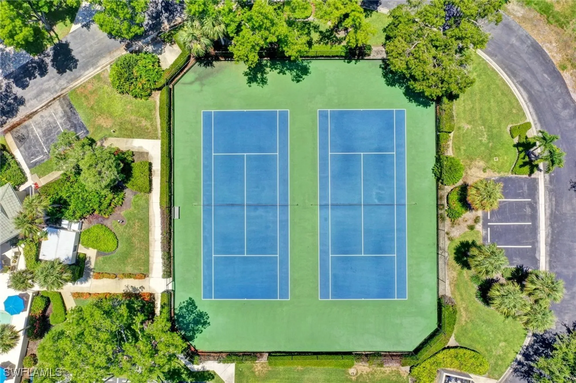 Property Slideshow image 40 of 46 | 4121 bayhead dr 101, Bonita Springs, FL, 34134