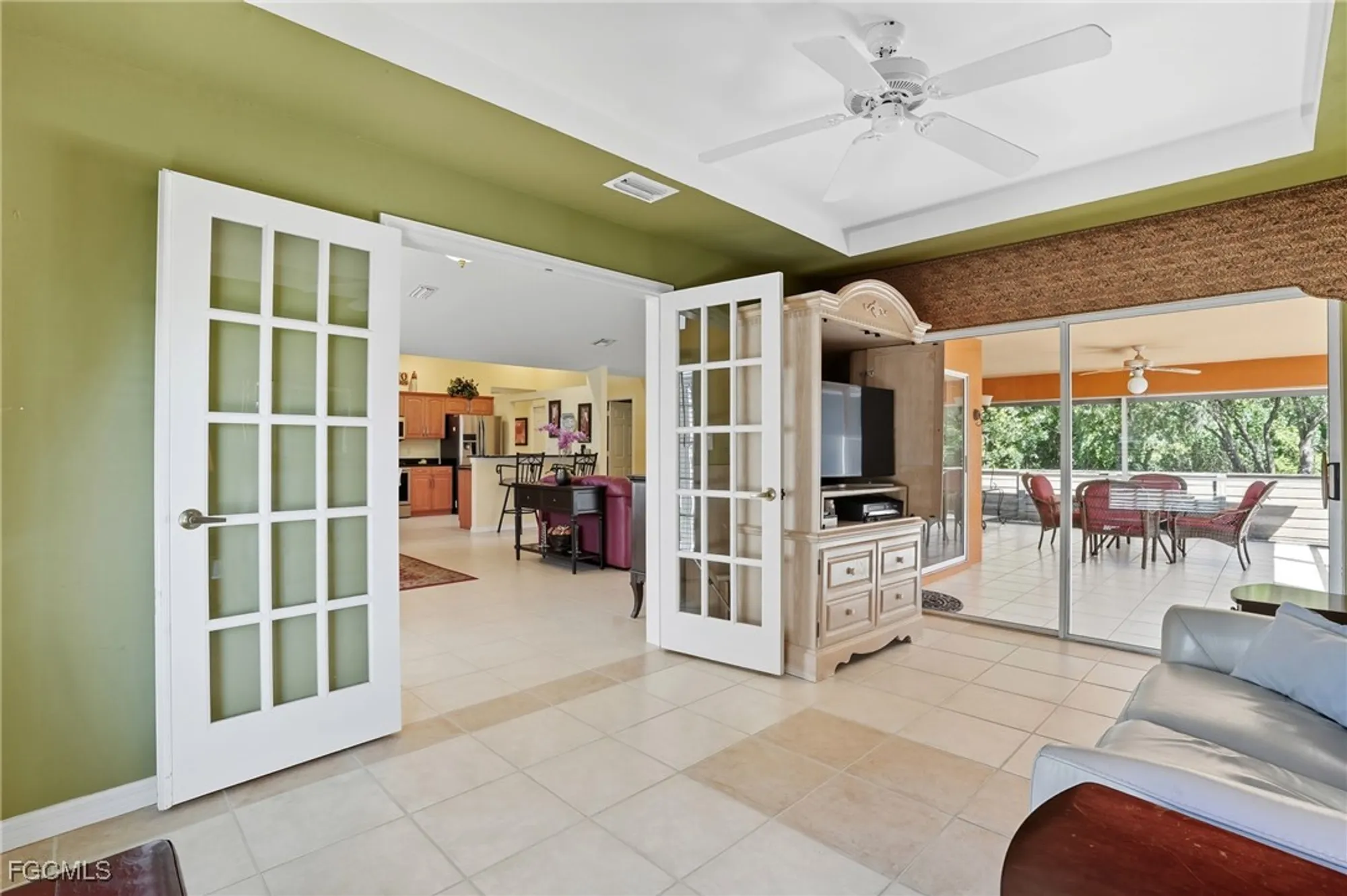 Property Slideshow image 18 of 38 | 841 charlemagne blvd, Naples, FL, 34112