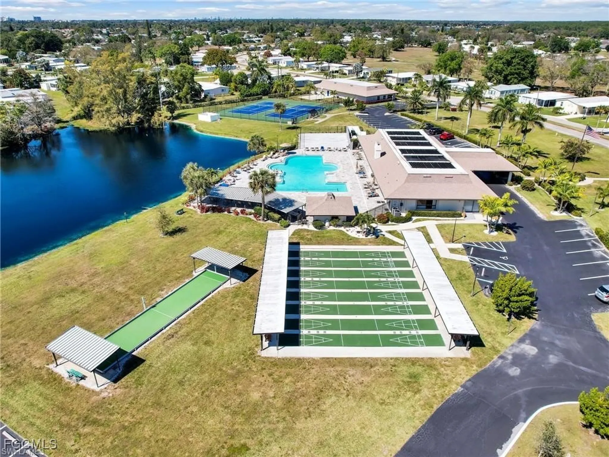 Property Slideshow image 34 of 38 | 841 charlemagne blvd, Naples, FL, 34112