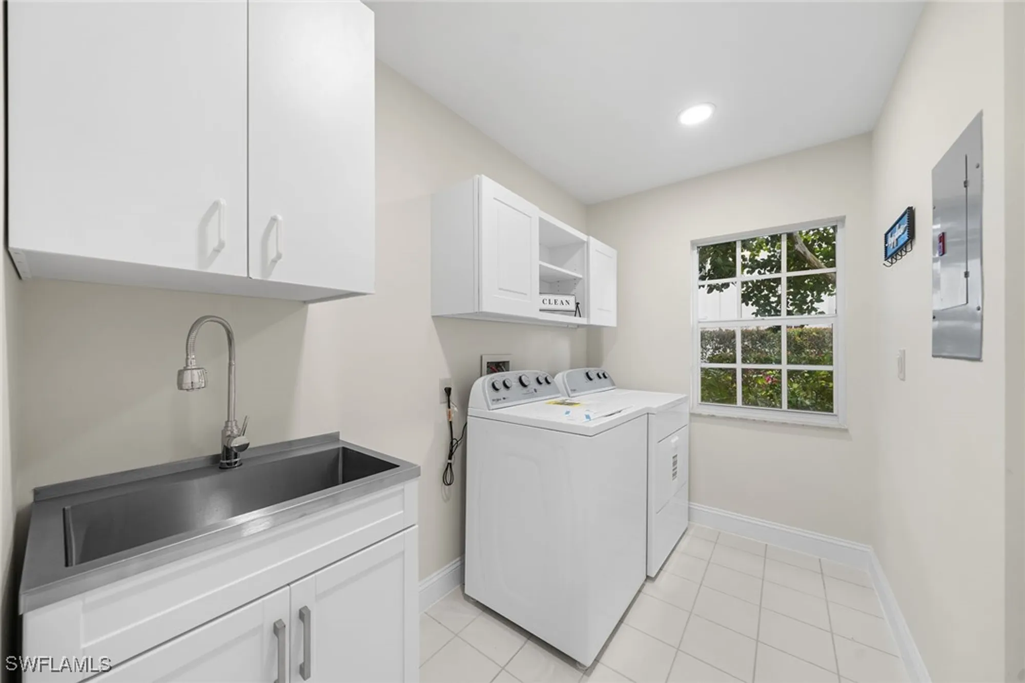 Property Slideshow image 19 of 46 | 6835 san marino dr apt 809a, Naples, FL, 34108