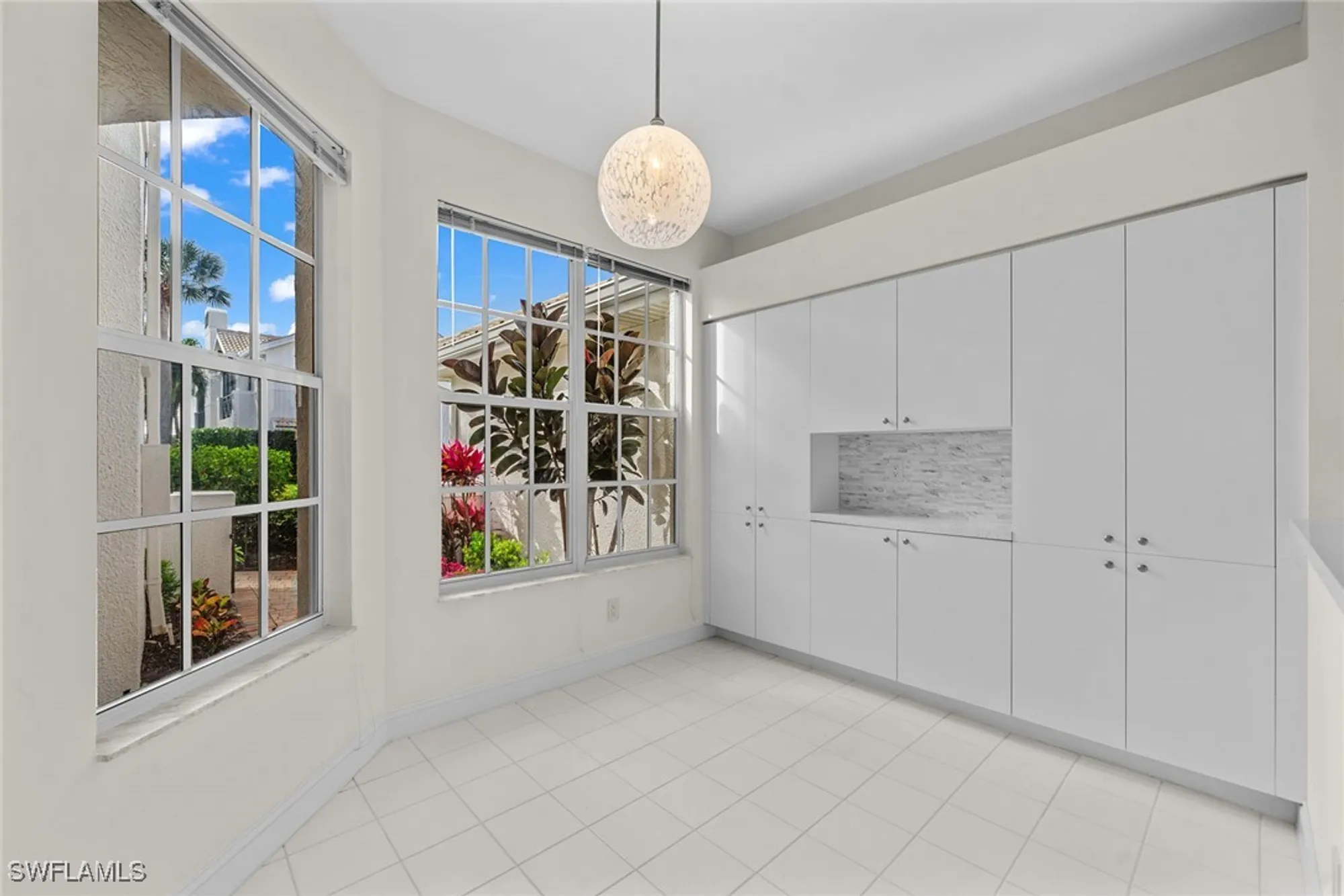 Property Slideshow image 10 of 46 | 6835 san marino dr apt 809a, Naples, FL, 34108