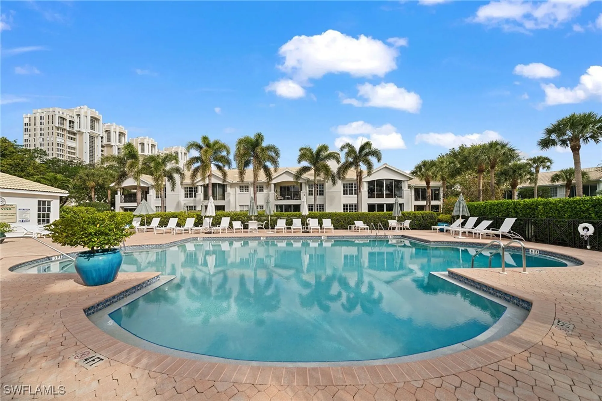 Property Slideshow image 20 of 46 | 6835 san marino dr apt 809a, Naples, FL, 34108