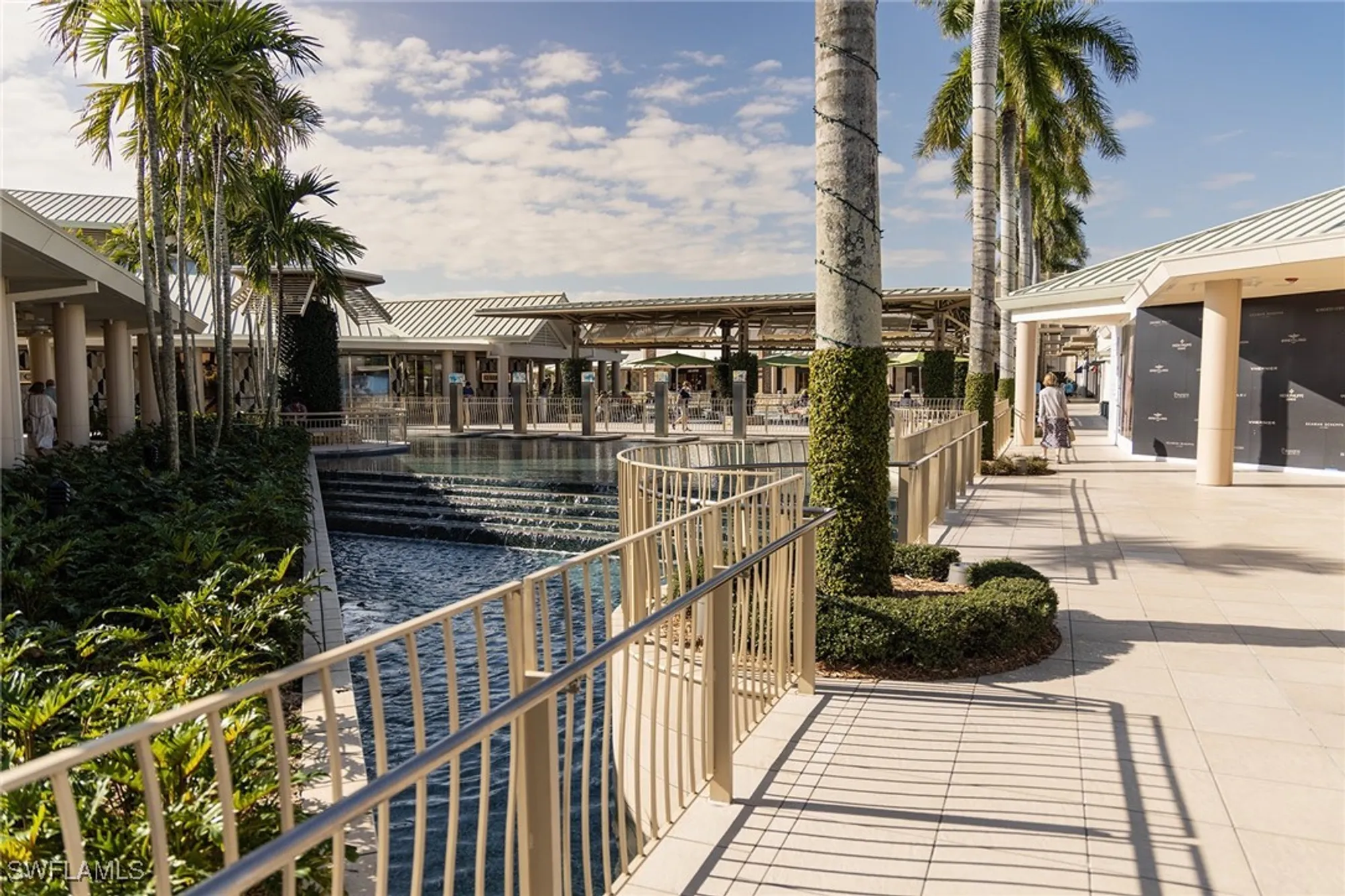 Property Slideshow image 33 of 46 | 6835 san marino dr apt 809a, Naples, FL, 34108