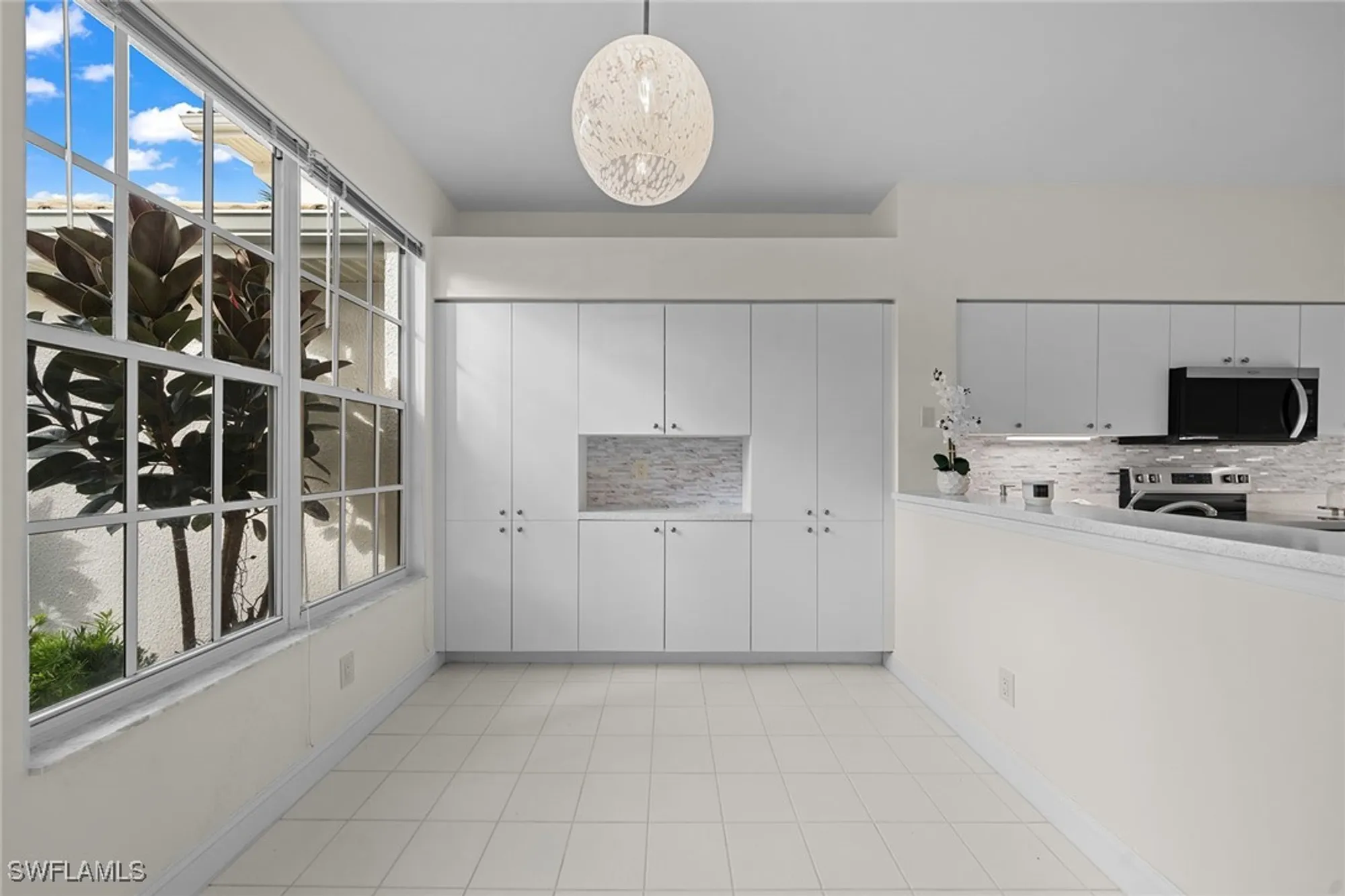 Property Slideshow image 8 of 46 | 6835 san marino dr apt 809a, Naples, FL, 34108