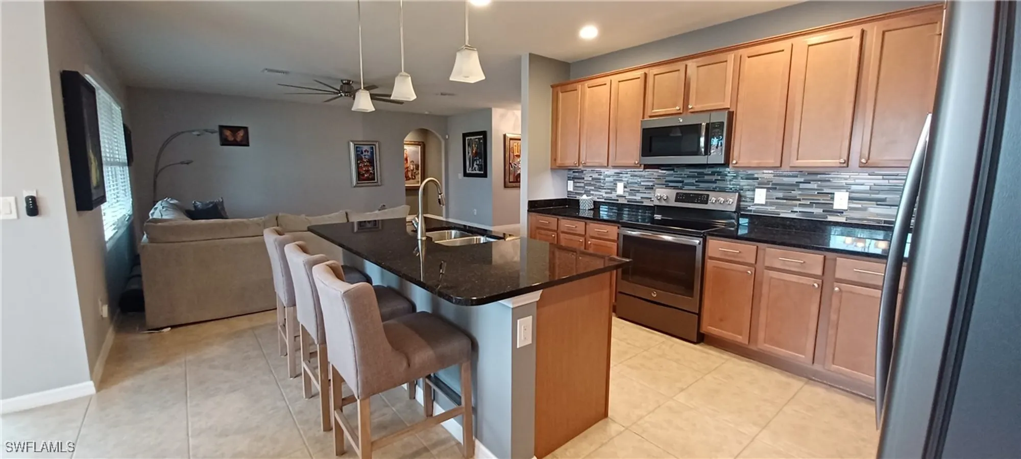 Property Slideshow image 9 of 28 | 3094 apple blossom dr, Alva, FL, 33920