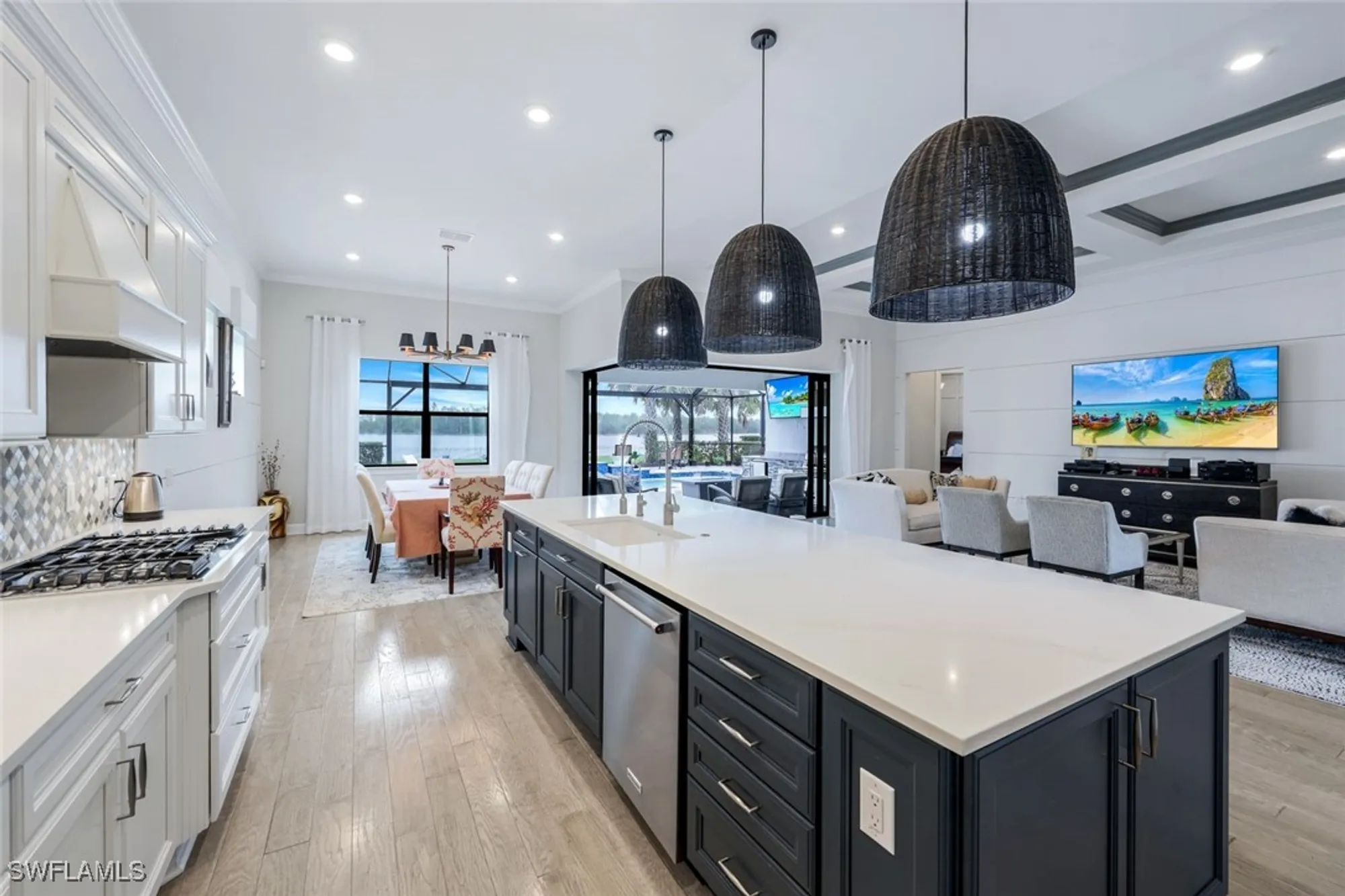 Property Slideshow image 11 of 50 | 19009 aqua shore dr, Fort Myers, FL, 33913