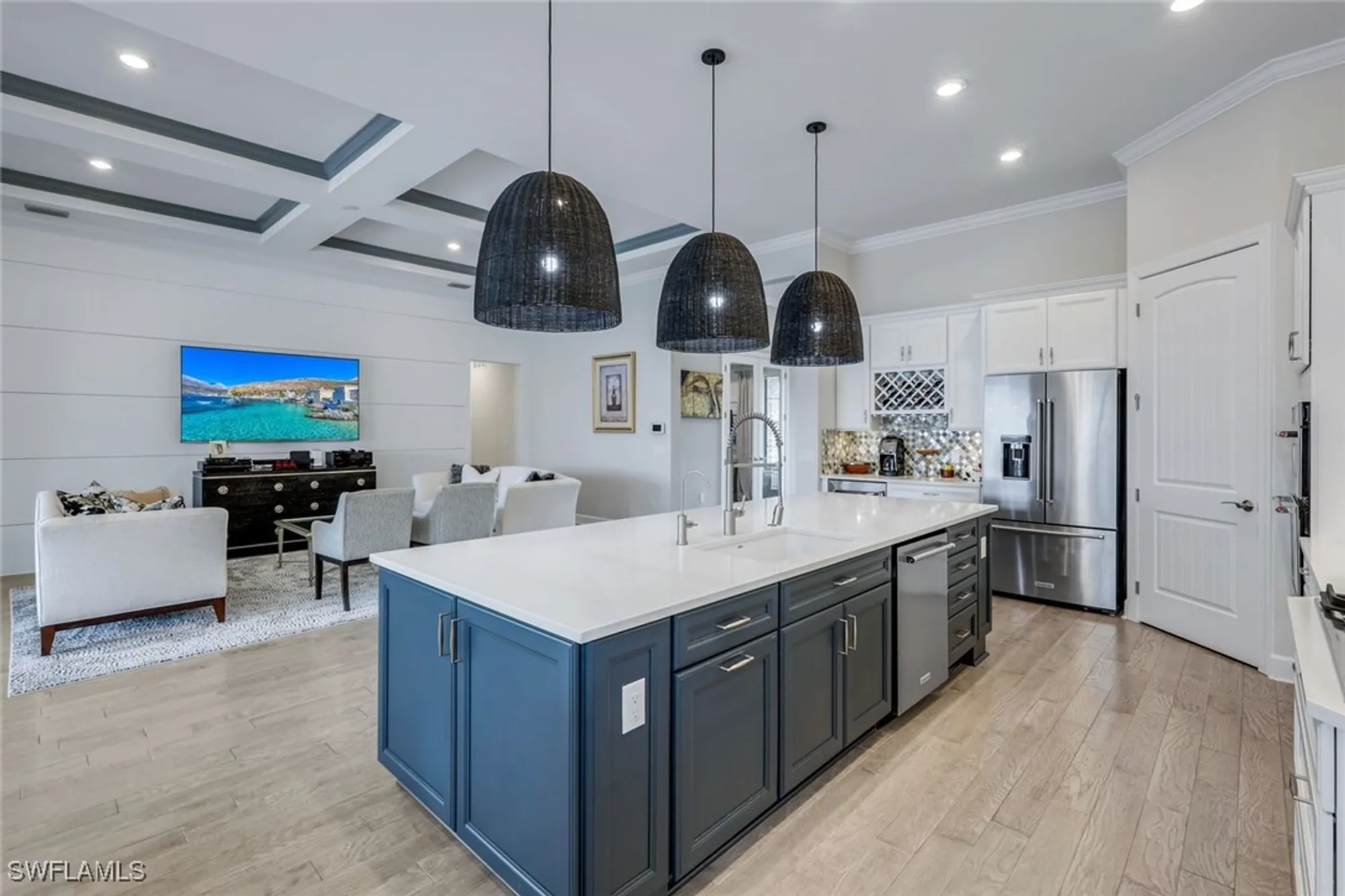 Property Slideshow image 12 of 50 | 19009 aqua shore dr, Fort Myers, FL, 33913