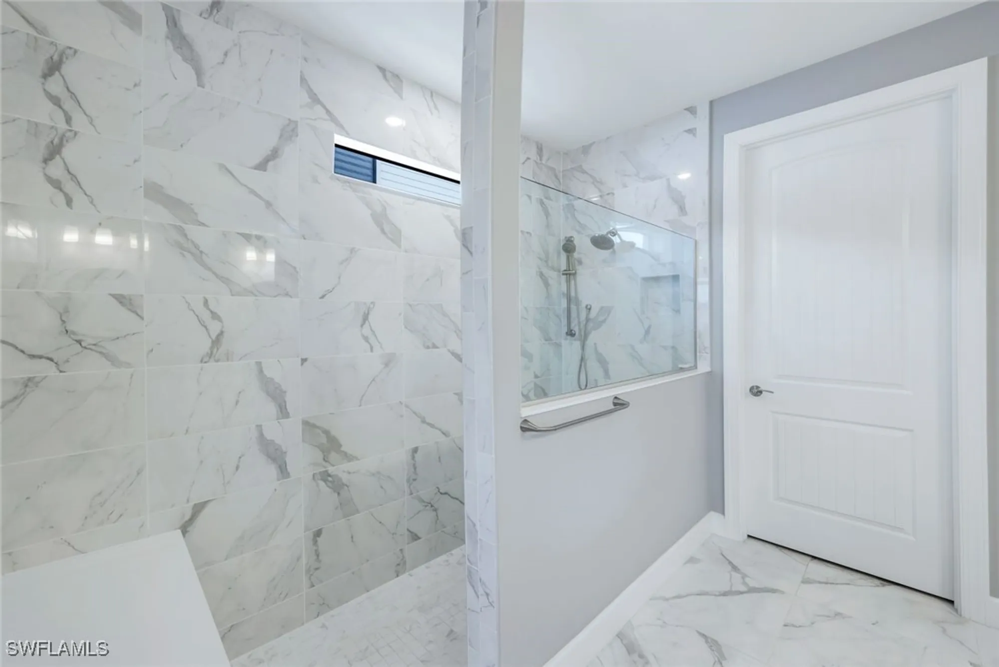 Property Slideshow image 21 of 50 | 19009 aqua shore dr, Fort Myers, FL, 33913