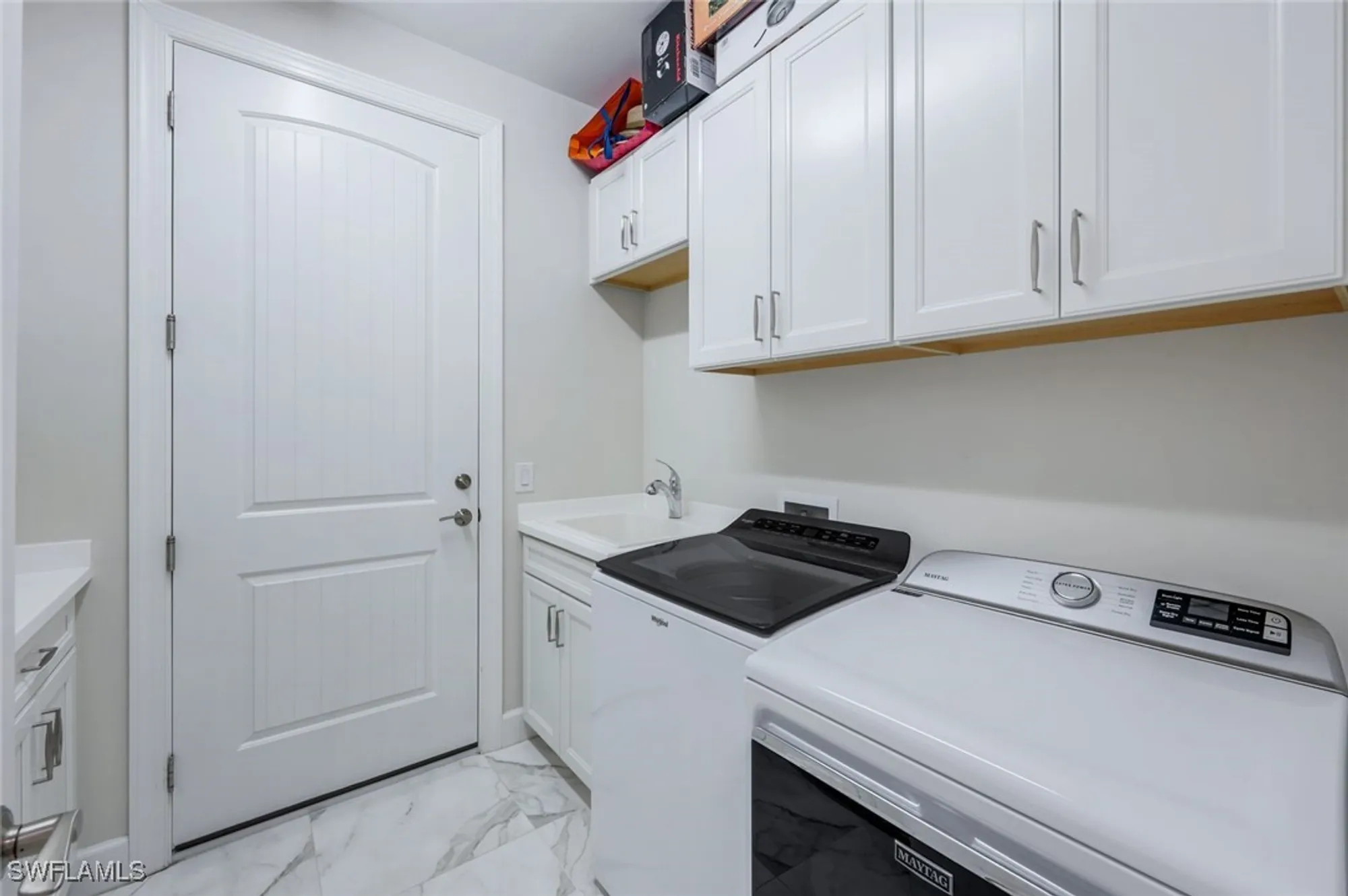 Property Slideshow image 37 of 50 | 19009 aqua shore dr, Fort Myers, FL, 33913