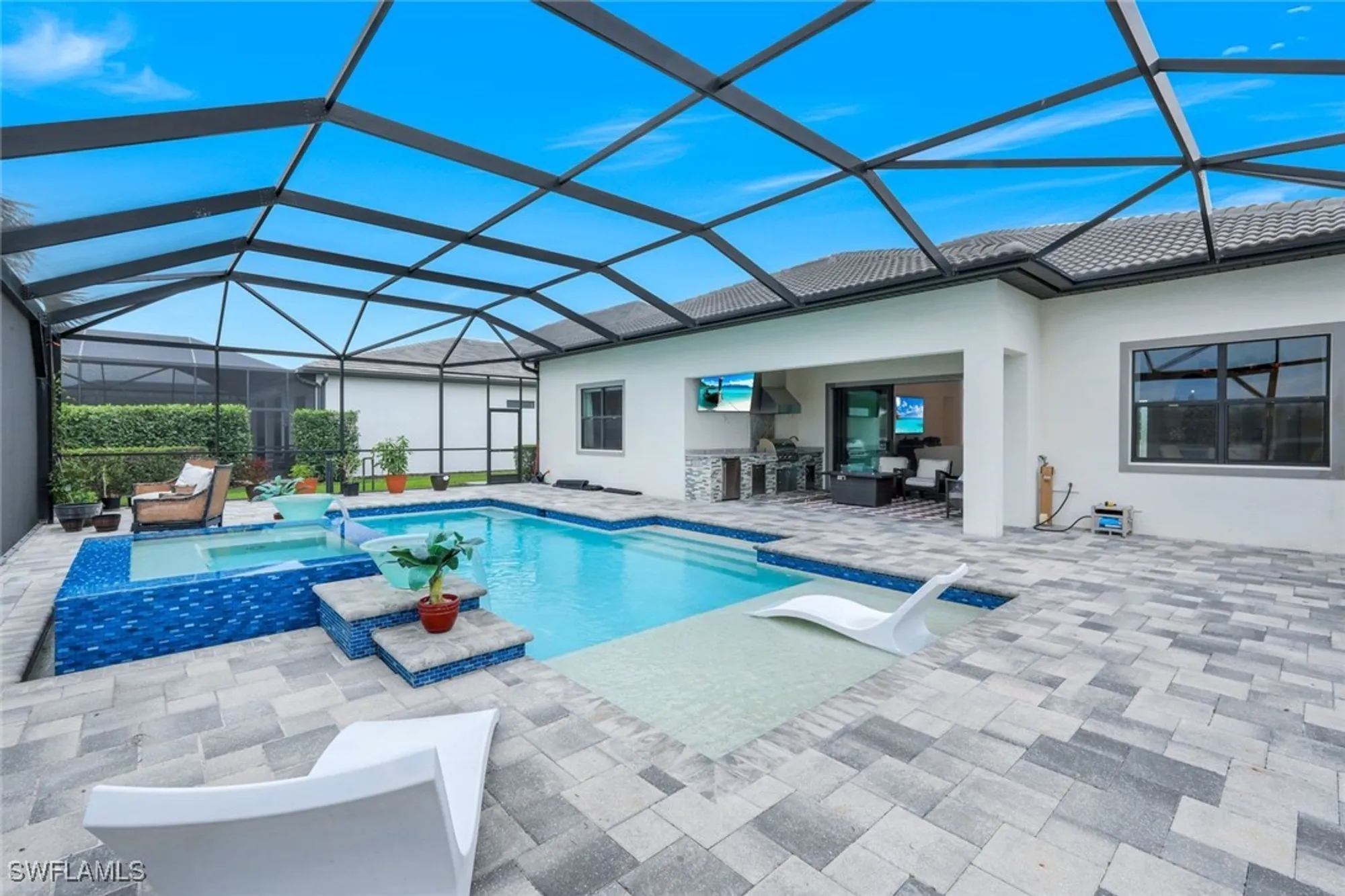 Property Slideshow image 32 of 50 | 19009 aqua shore dr, Fort Myers, FL, 33913