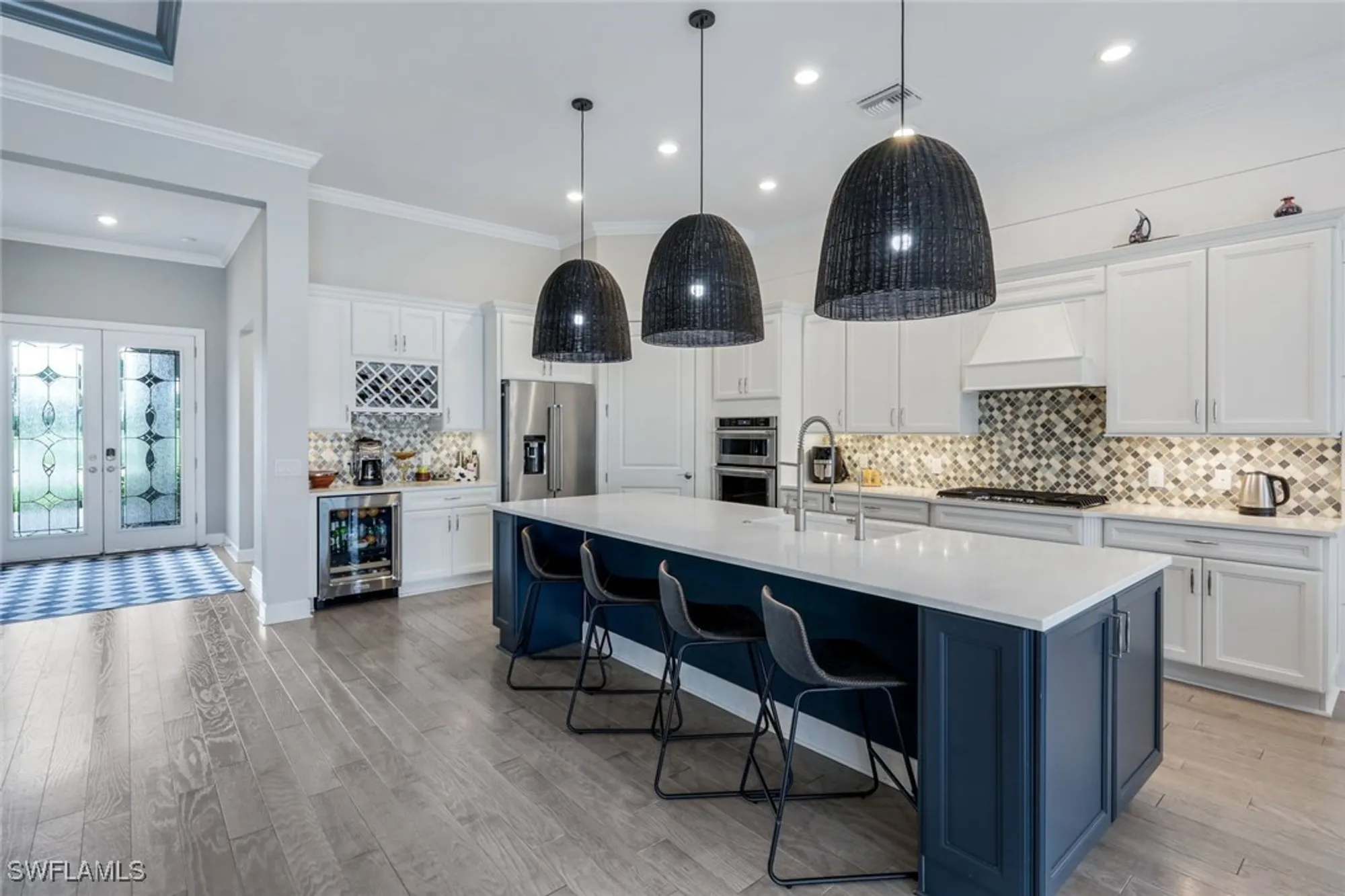 Property Slideshow image 7 of 50 | 19009 aqua shore dr, Fort Myers, FL, 33913