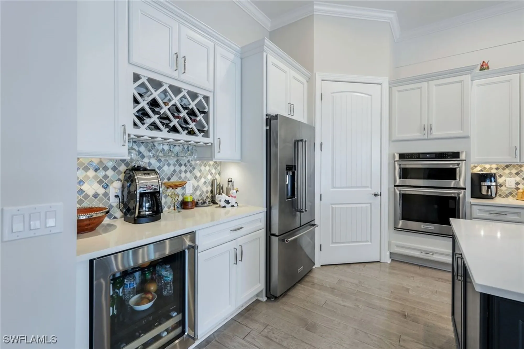 Property Slideshow image 8 of 50 | 19009 aqua shore dr, Fort Myers, FL, 33913