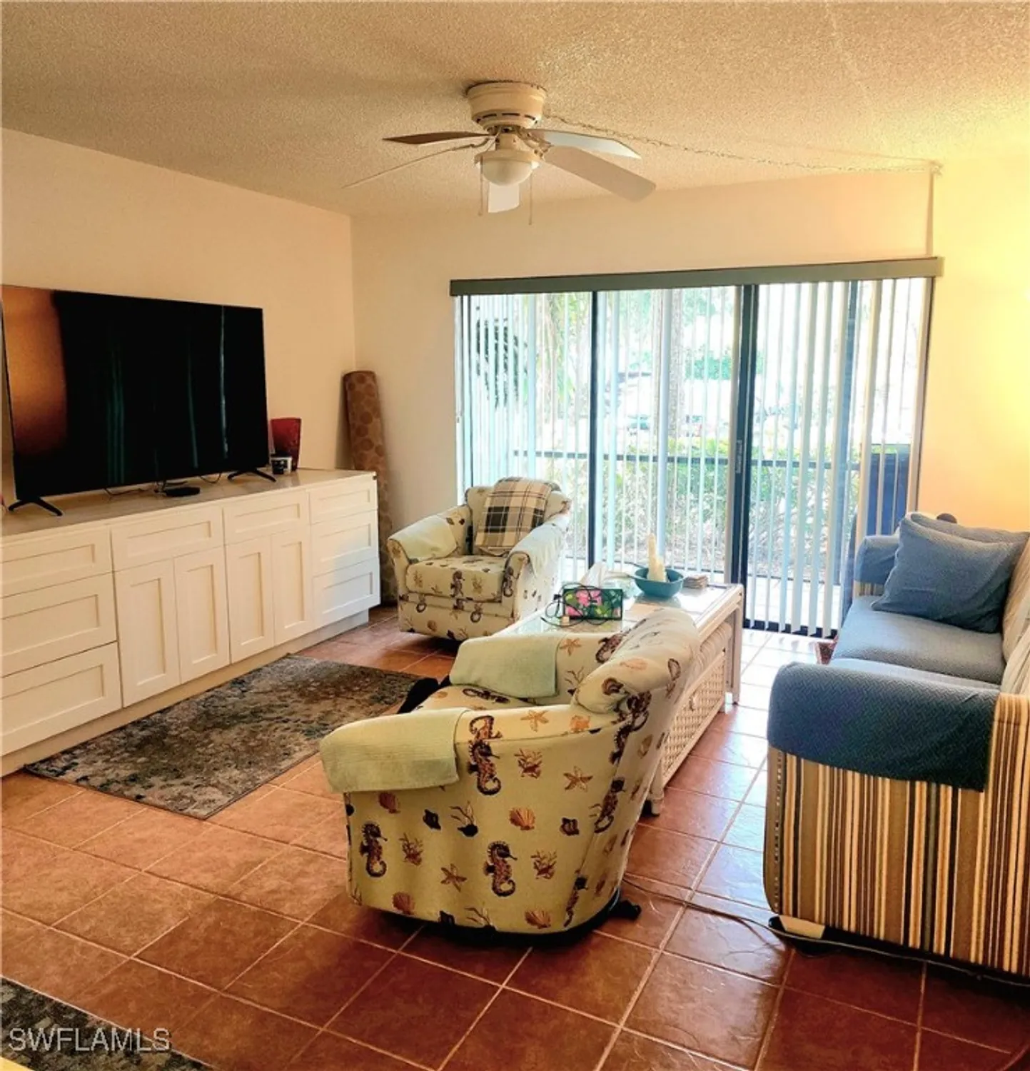 Property Slideshow image 7 of 40 | 9610 green cypress ln 4, Fort Myers, FL, 33905