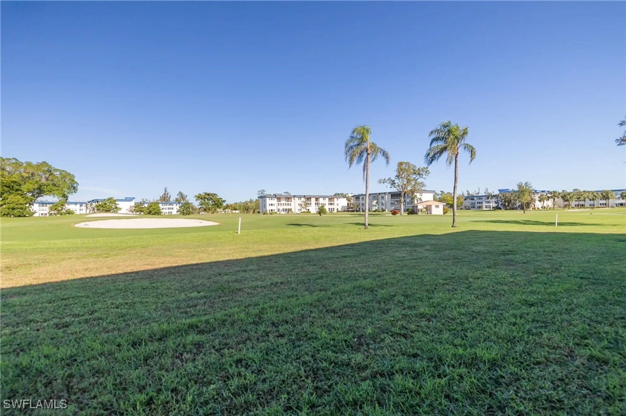 Property Slideshow image 17 of 38 | 6102 augusta dr 103, Fort Myers, FL, 33907