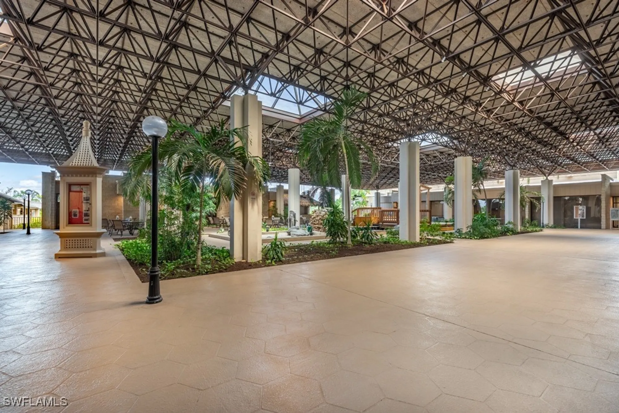 Property Slideshow image 25 of 38 | 6102 augusta dr 103, Fort Myers, FL, 33907