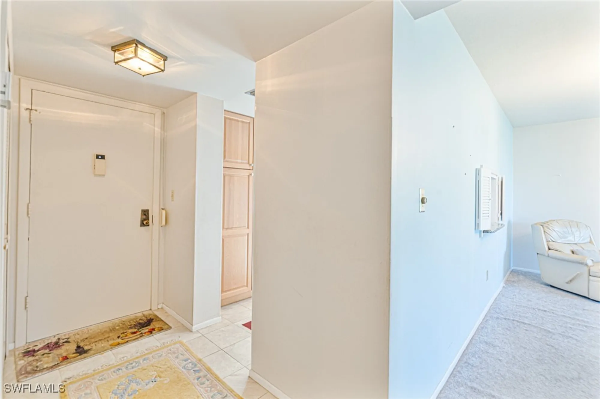 Property Slideshow image 5 of 38 | 6102 augusta dr 103, Fort Myers, FL, 33907