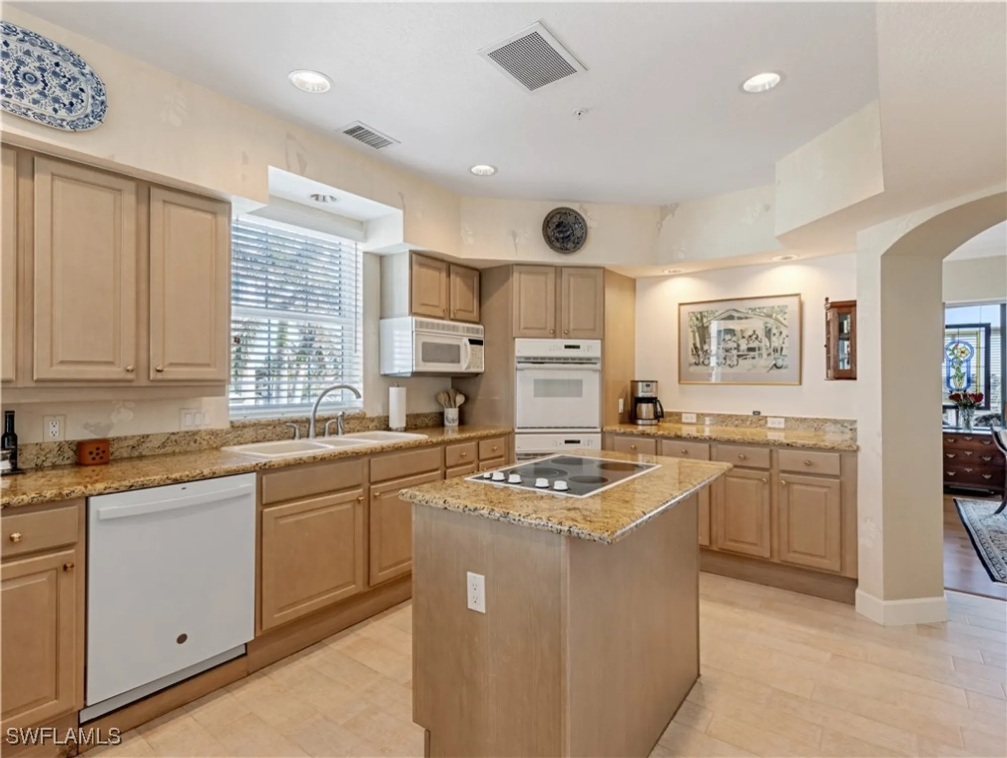 Property Slideshow image 14 of 44 | 14330 harbour landings dr 19b, Fort Myers, FL, 33908