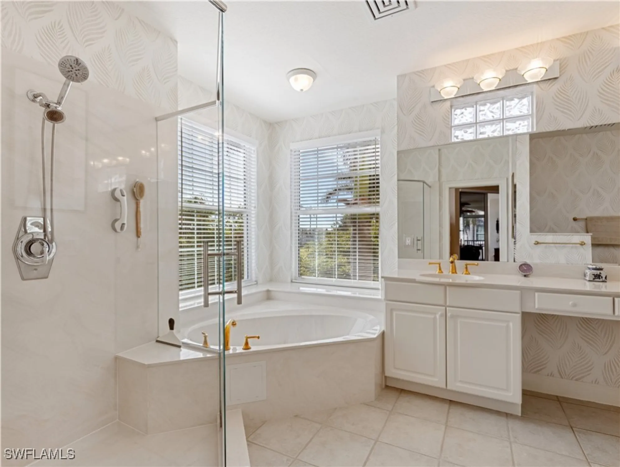 Property Slideshow image 28 of 44 | 14330 harbour landings dr 19b, Fort Myers, FL, 33908