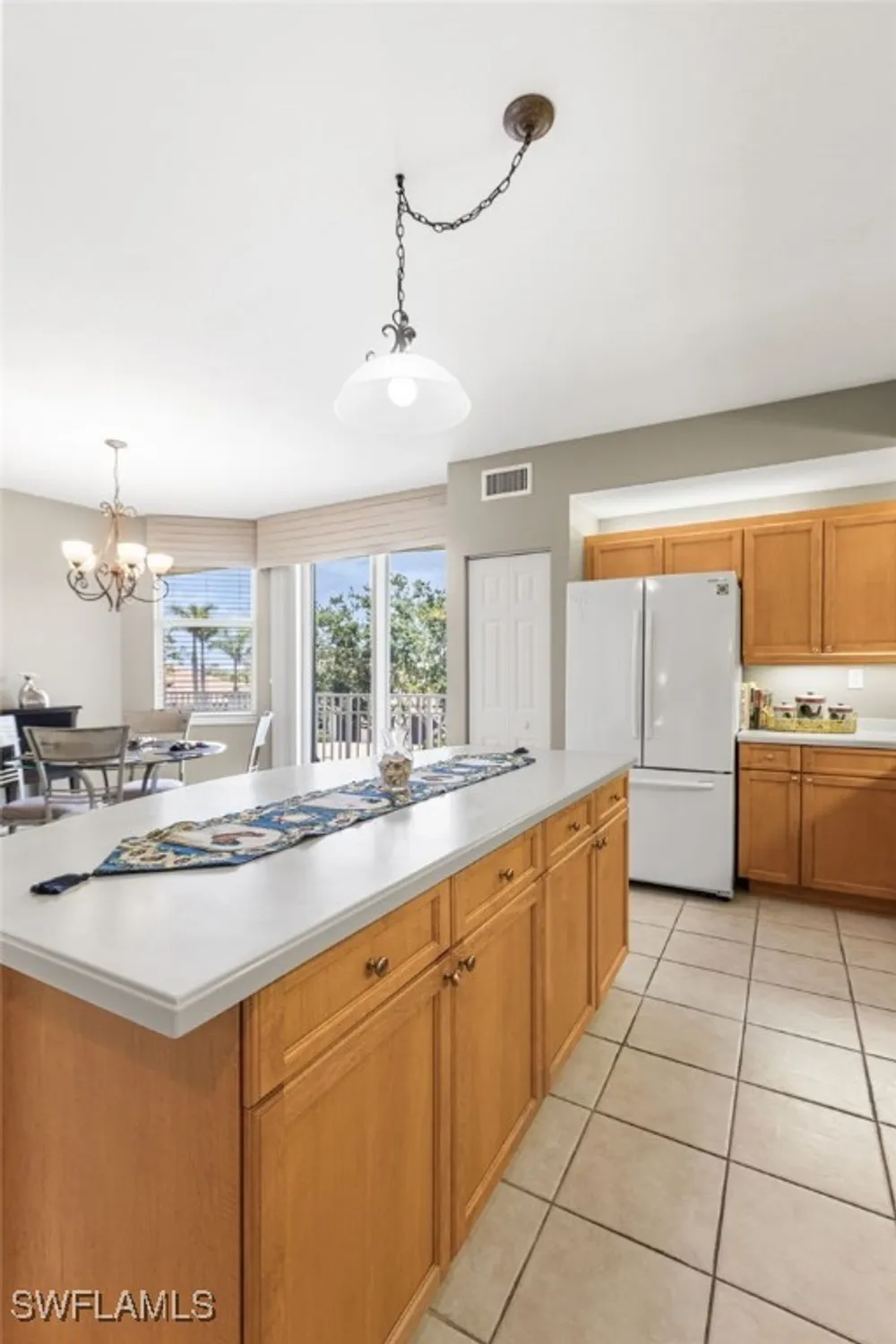Property Slideshow image 14 of 50 | 14250 royal harbour ct unit 318, Fort Myers, FL, 33908