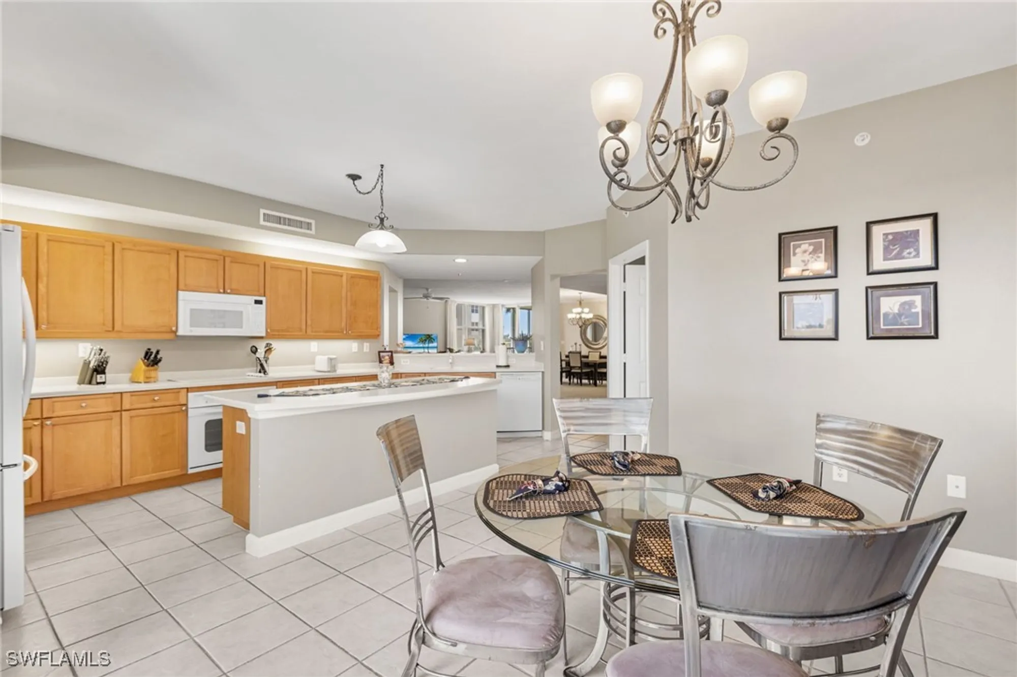 Property Slideshow image 17 of 50 | 14250 royal harbour ct unit 318, Fort Myers, FL, 33908