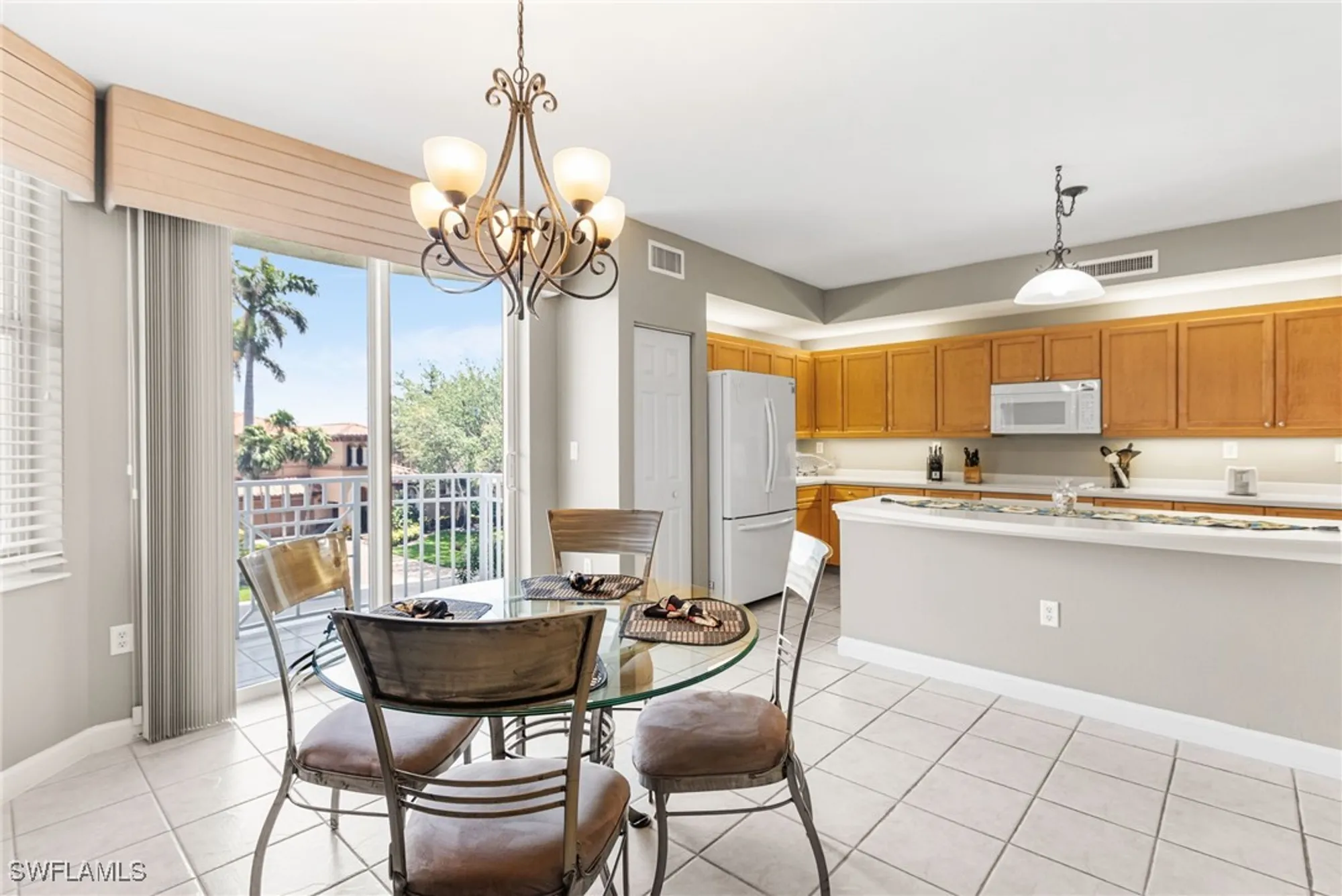 Property Slideshow image 18 of 50 | 14250 royal harbour ct unit 318, Fort Myers, FL, 33908