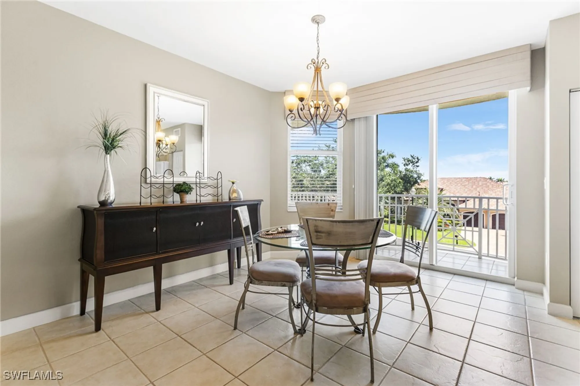 Property Slideshow image 19 of 50 | 14250 royal harbour ct unit 318, Fort Myers, FL, 33908