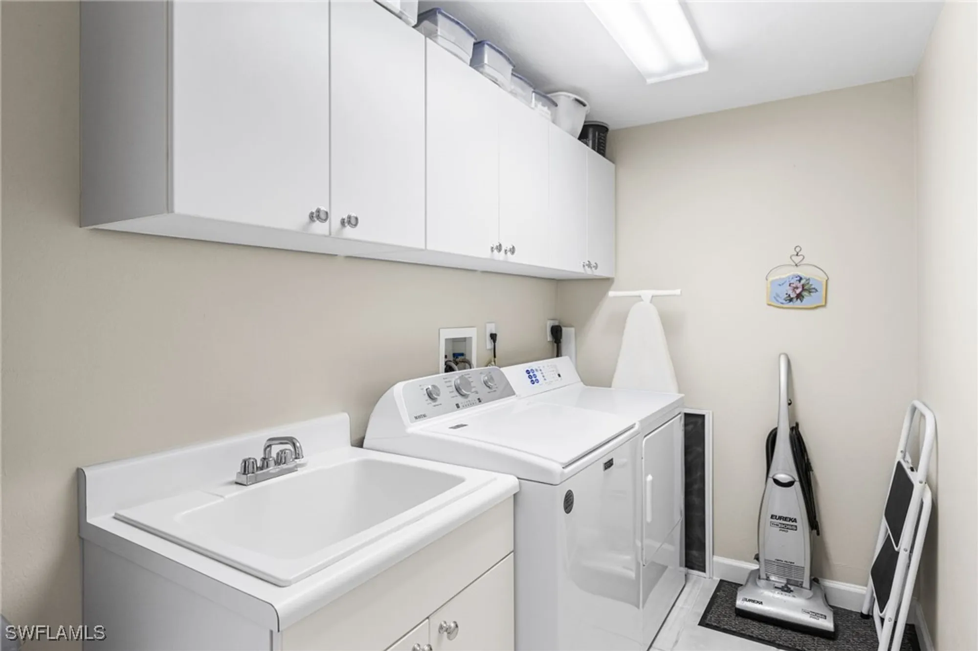 Property Slideshow image 39 of 50 | 14250 royal harbour ct unit 318, Fort Myers, FL, 33908