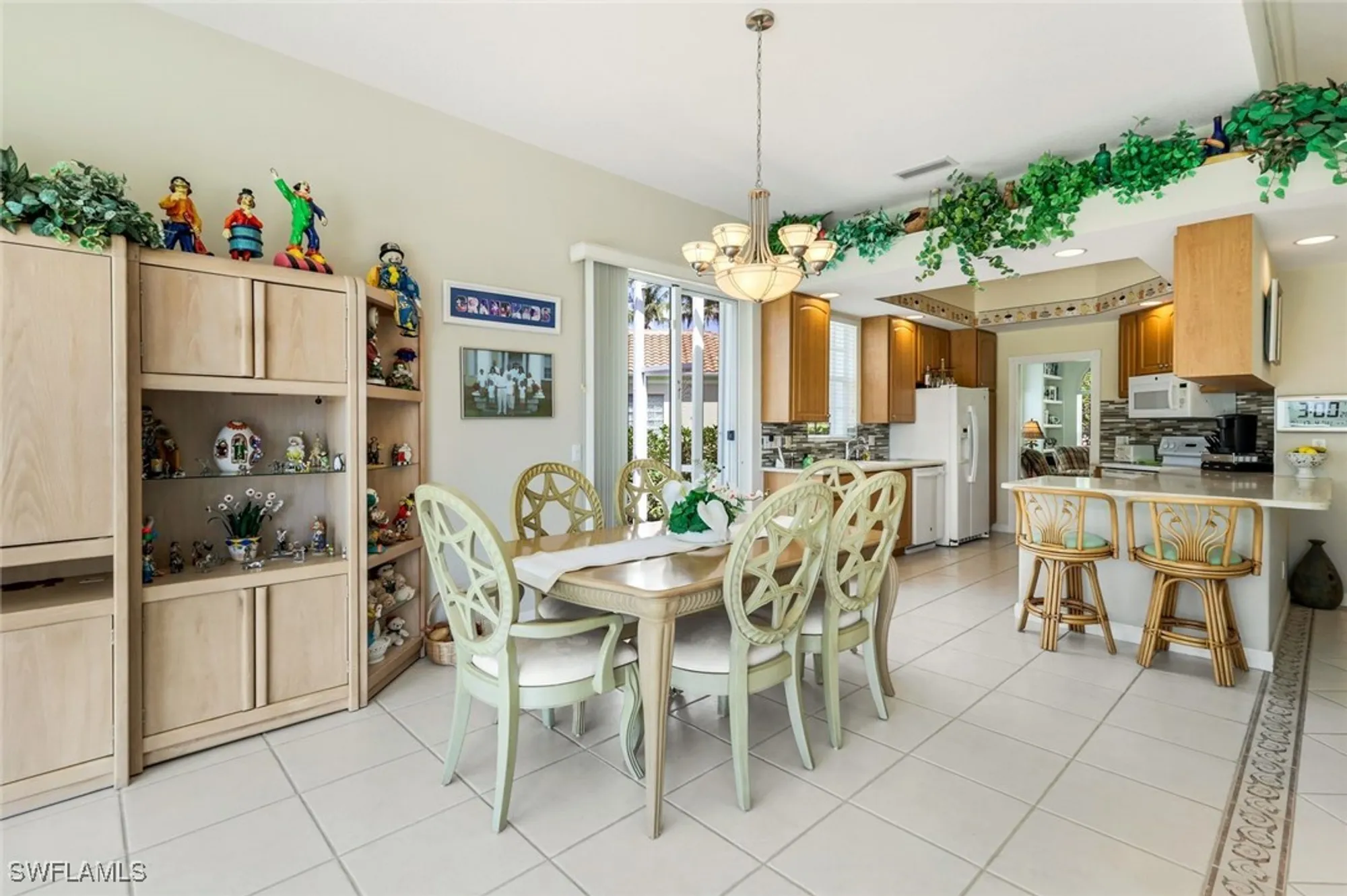 Property Slideshow image 13 of 50 | 2783 island pond ln, Naples, FL, 34119
