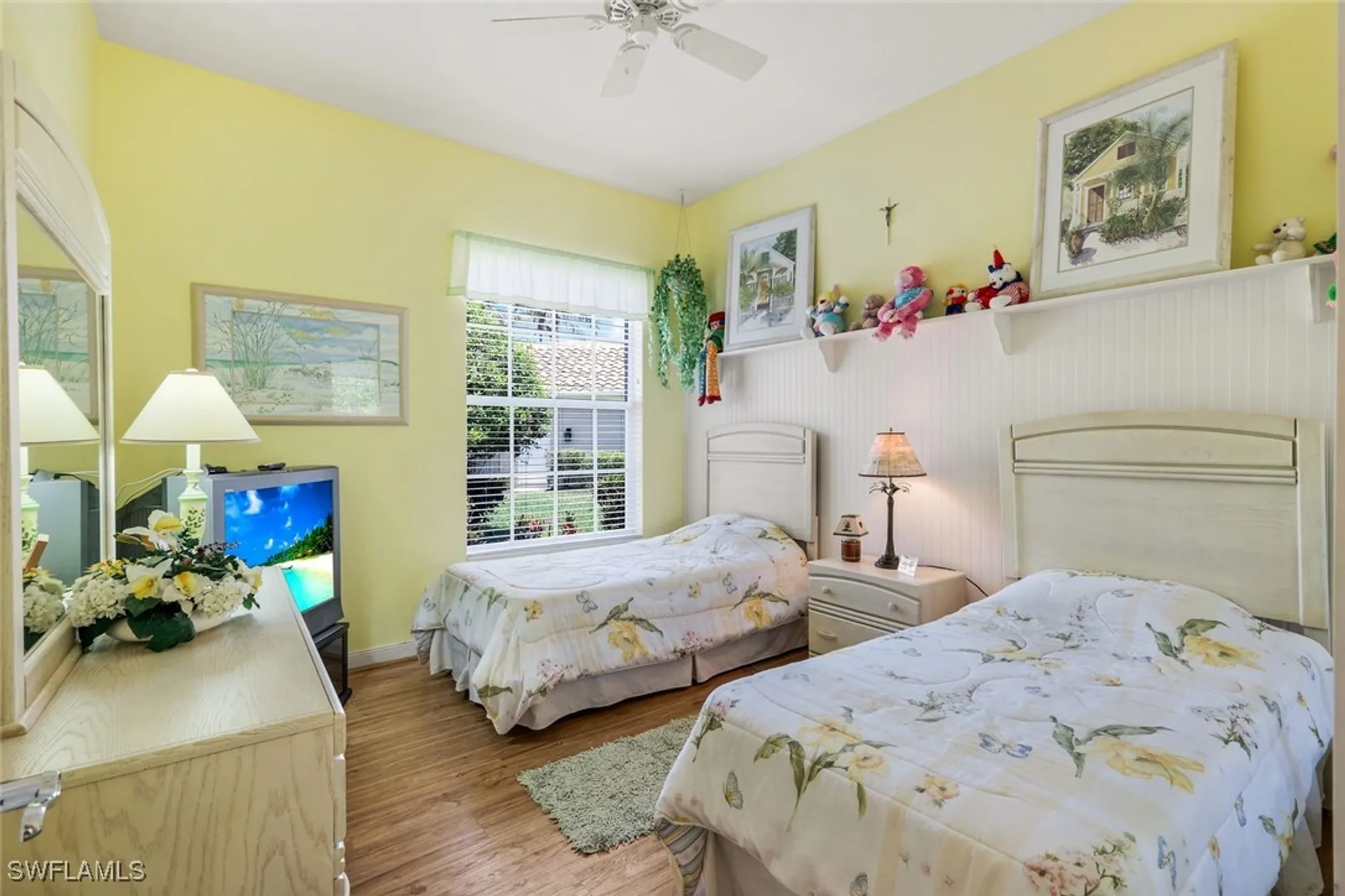 Property Slideshow image 23 of 50 | 2783 island pond ln, Naples, FL, 34119