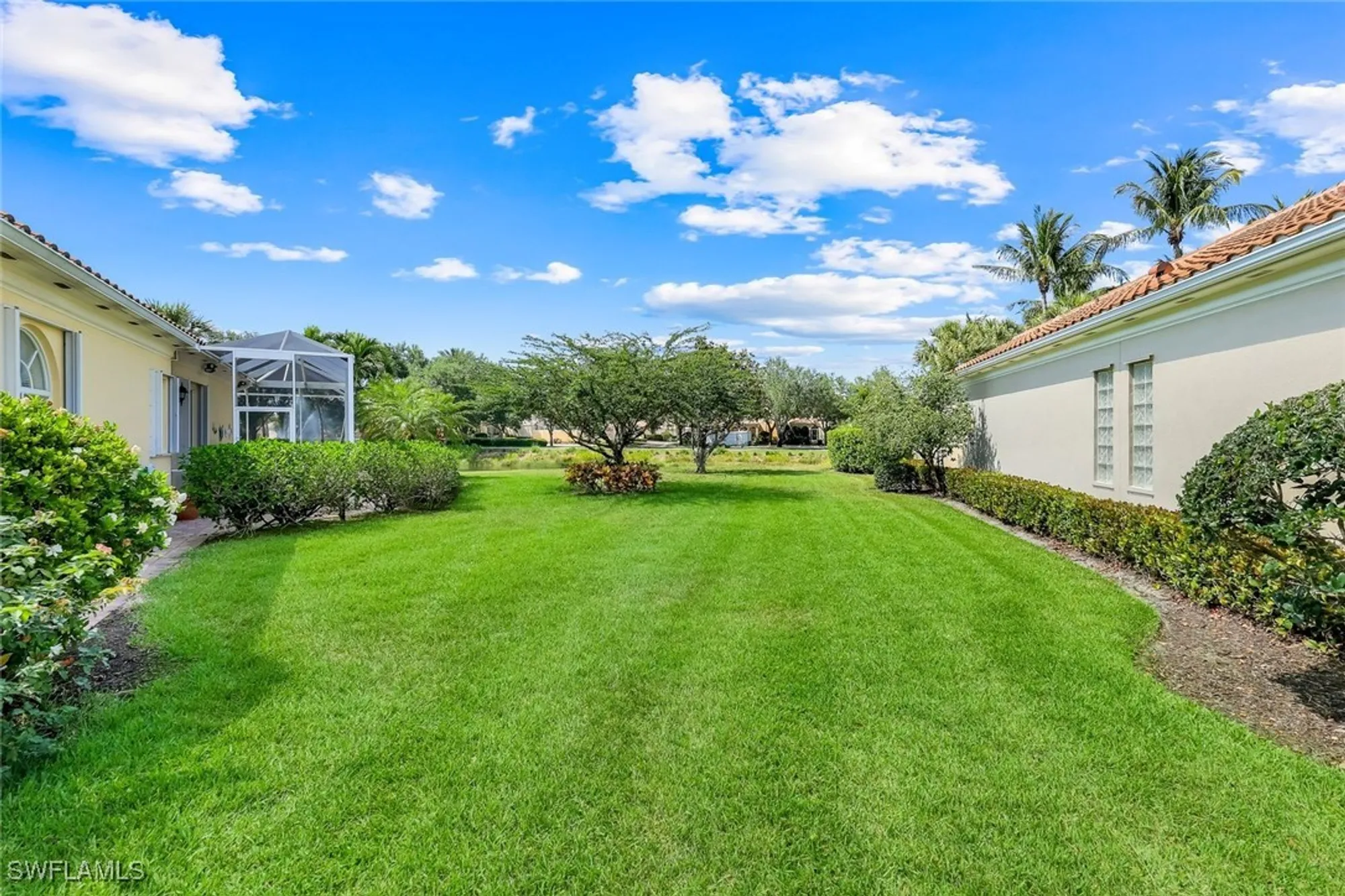 Property Slideshow image 34 of 50 | 2783 island pond ln, Naples, FL, 34119