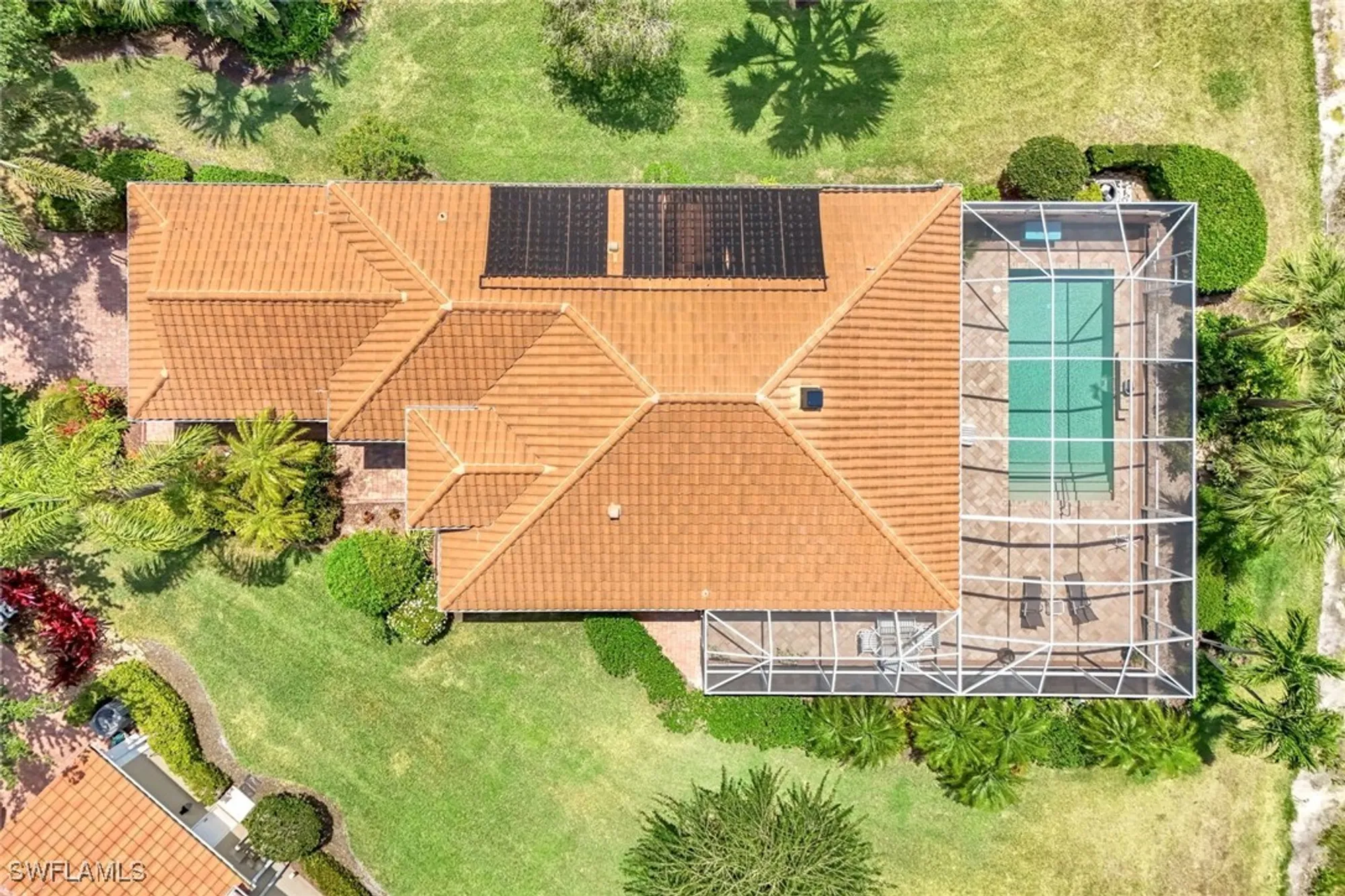 Property Slideshow image 38 of 50 | 2783 island pond ln, Naples, FL, 34119