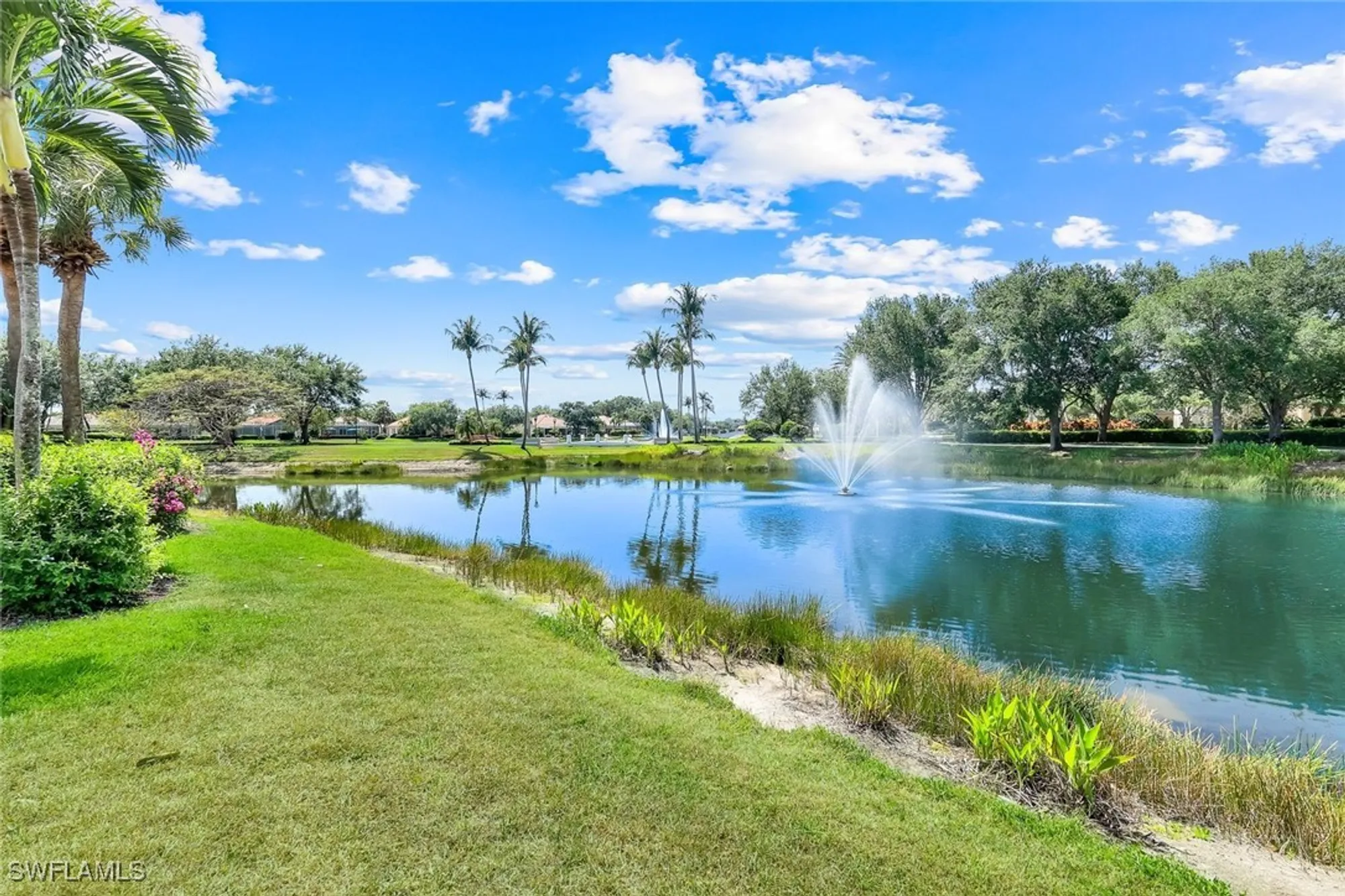 Property Slideshow image 33 of 50 | 2783 island pond ln, Naples, FL, 34119