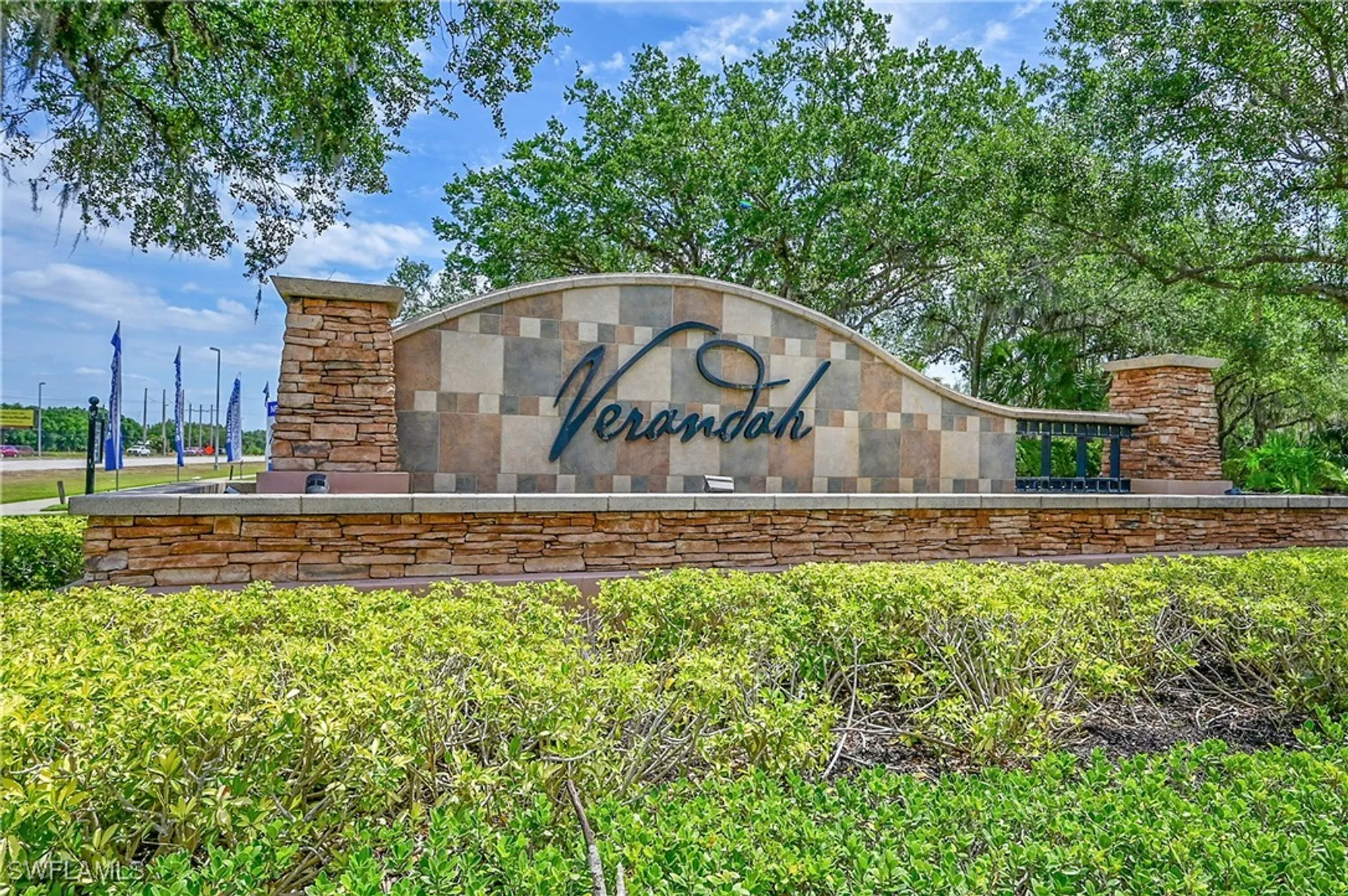 Property Slideshow image 28 of 48 | 3571 lakeview isle ct, Fort Myers, FL, 33905