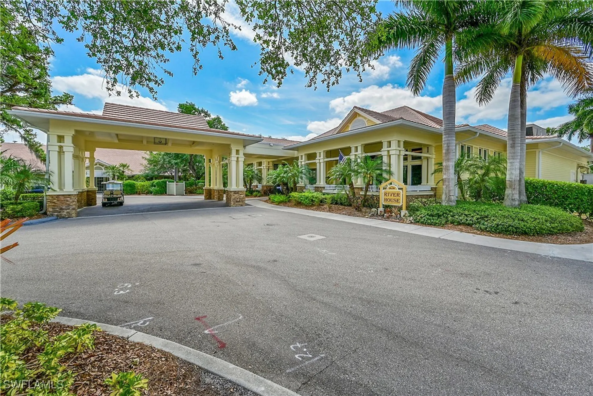 Property Slideshow image 30 of 48 | 3571 lakeview isle ct, Fort Myers, FL, 33905