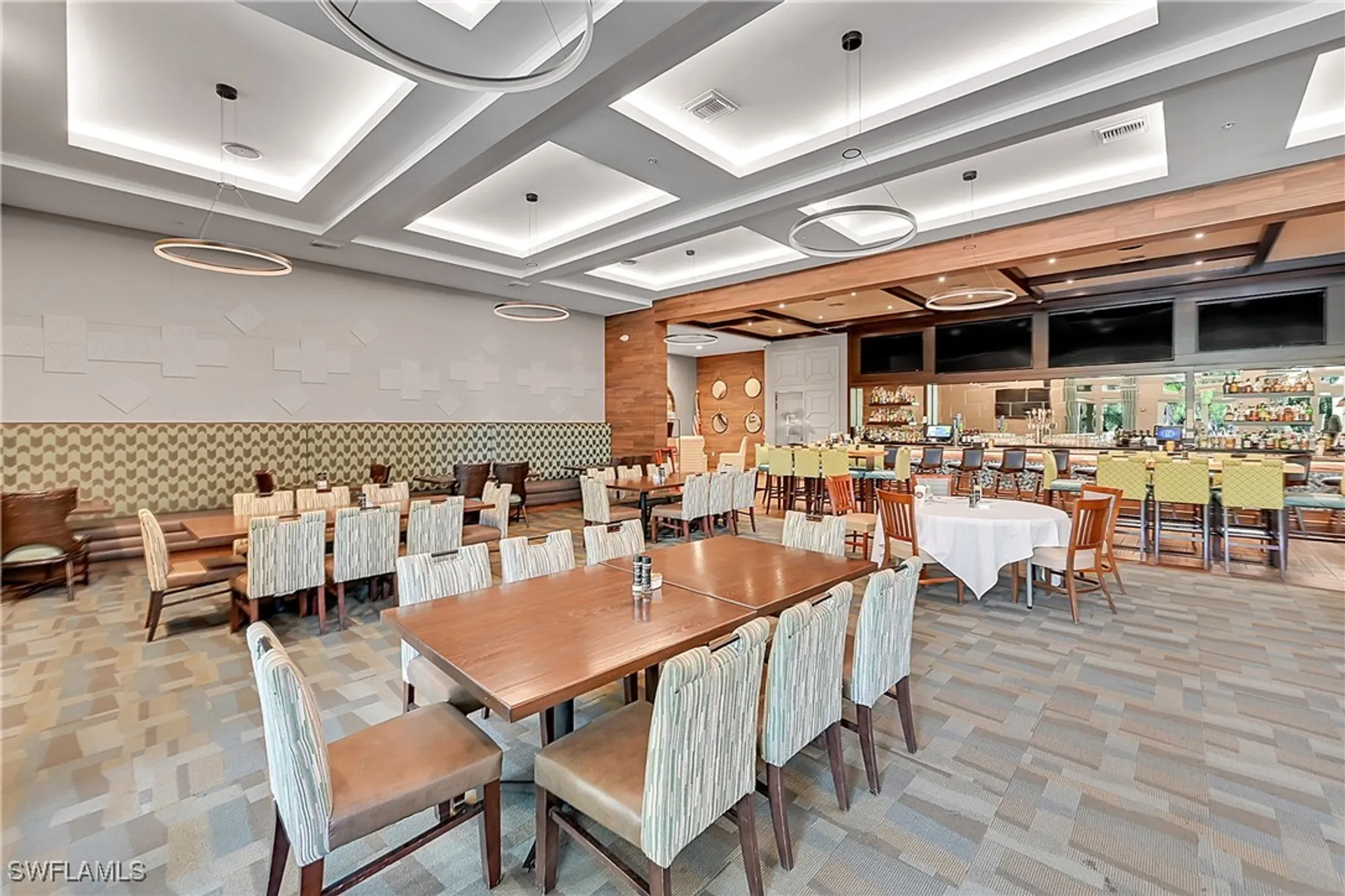 Property Slideshow image 33 of 48 | 3571 lakeview isle ct, Fort Myers, FL, 33905