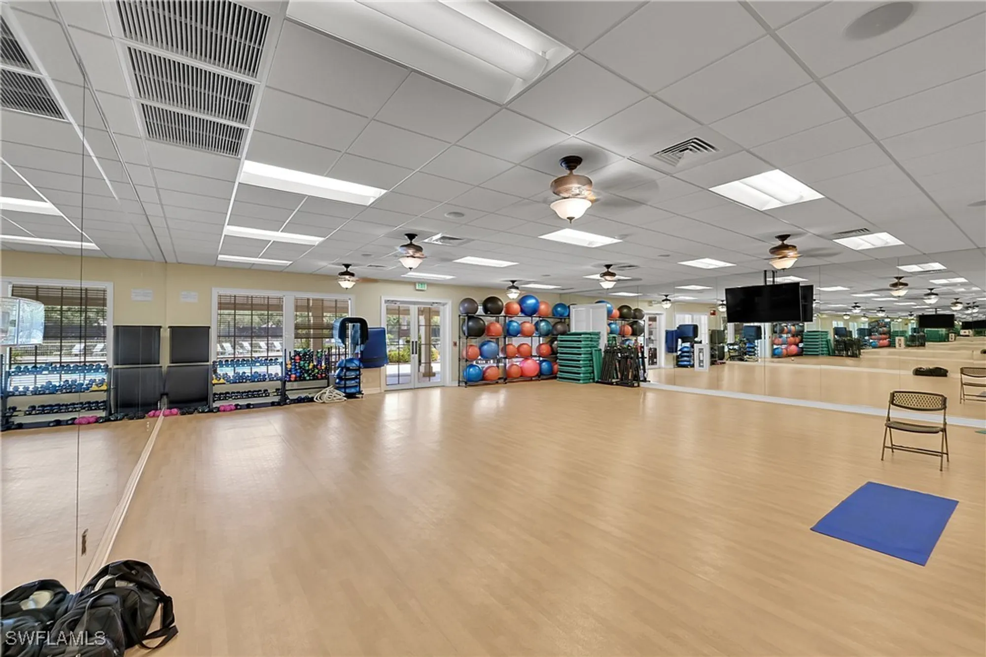 Property Slideshow image 46 of 48 | 3571 lakeview isle ct, Fort Myers, FL, 33905