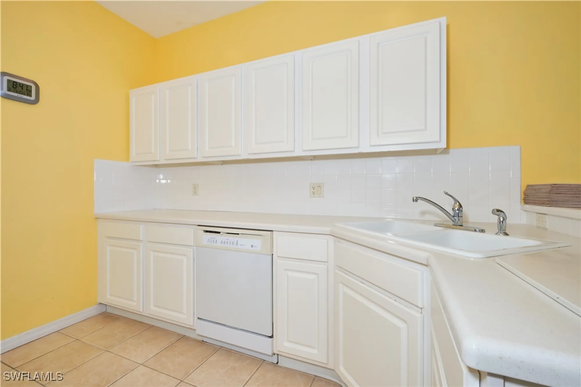 Property Slideshow image 14 of 50 | 14531 grande cay cir 3003, Fort Myers, FL, 33908